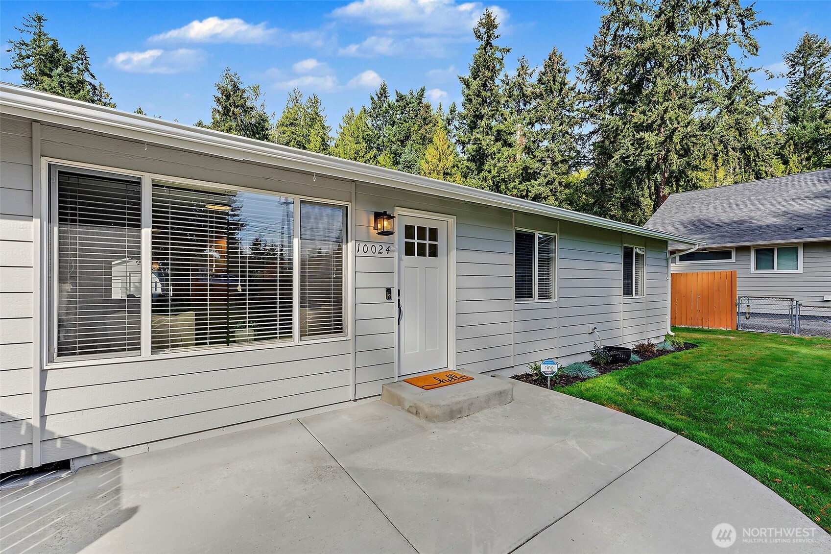 10024 Angeline Road Property Photo 4