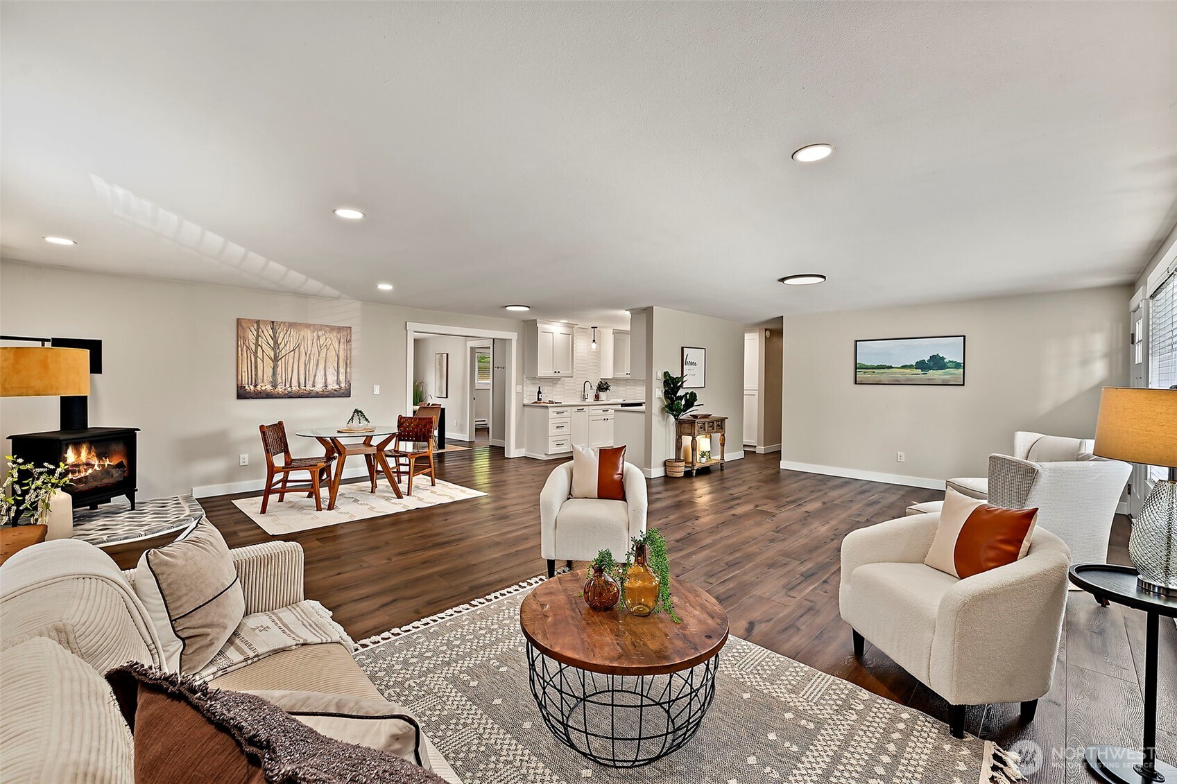 10024 Angeline Road Property Photo 8