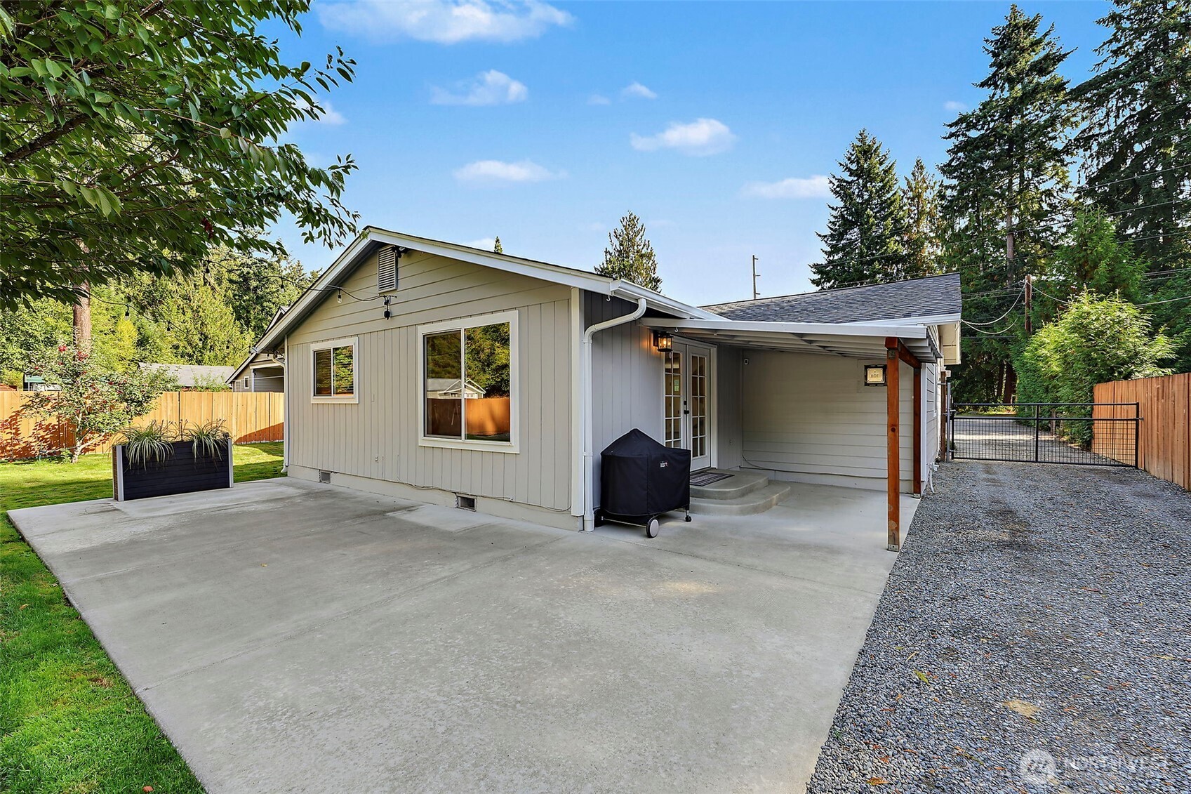 10024 Angeline Road Property Photo 27