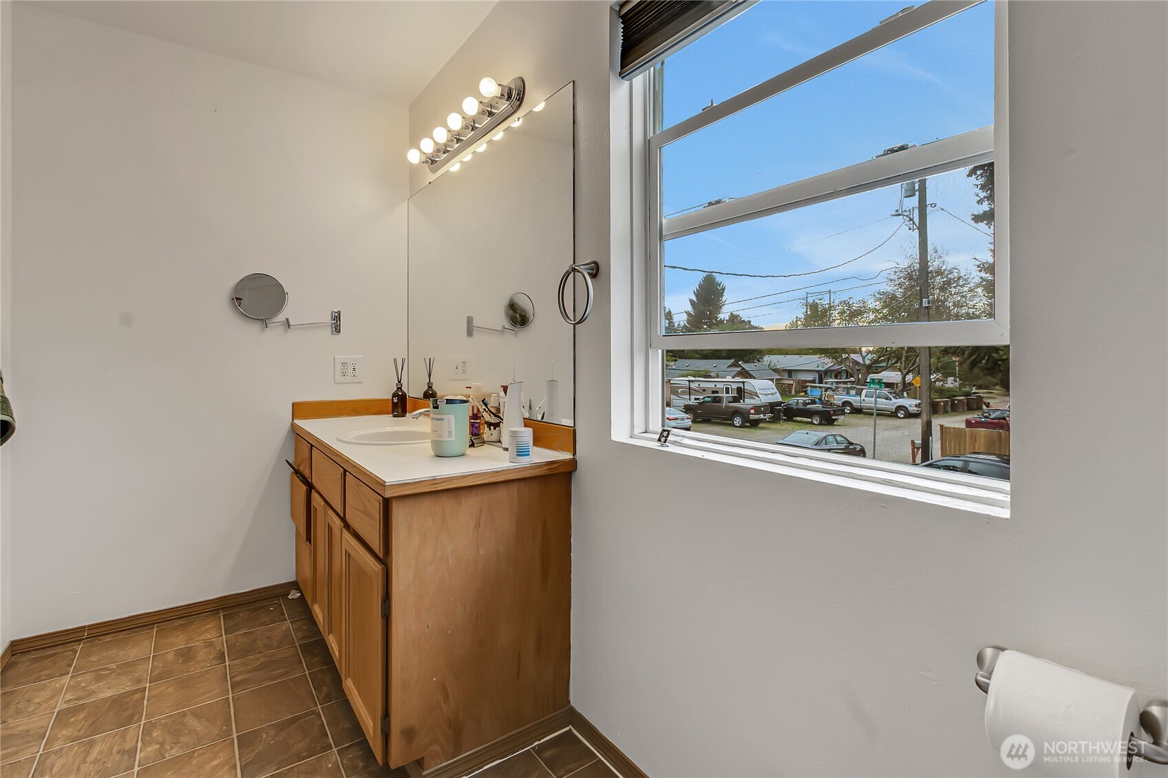 3320 S Asotin Street Property Photo 5