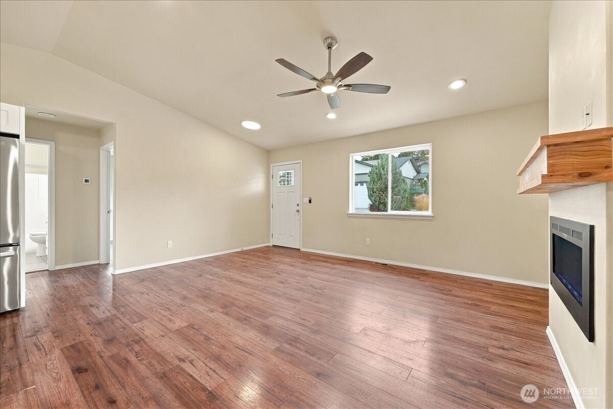 405 Ridgewood Drive Property Photo 19