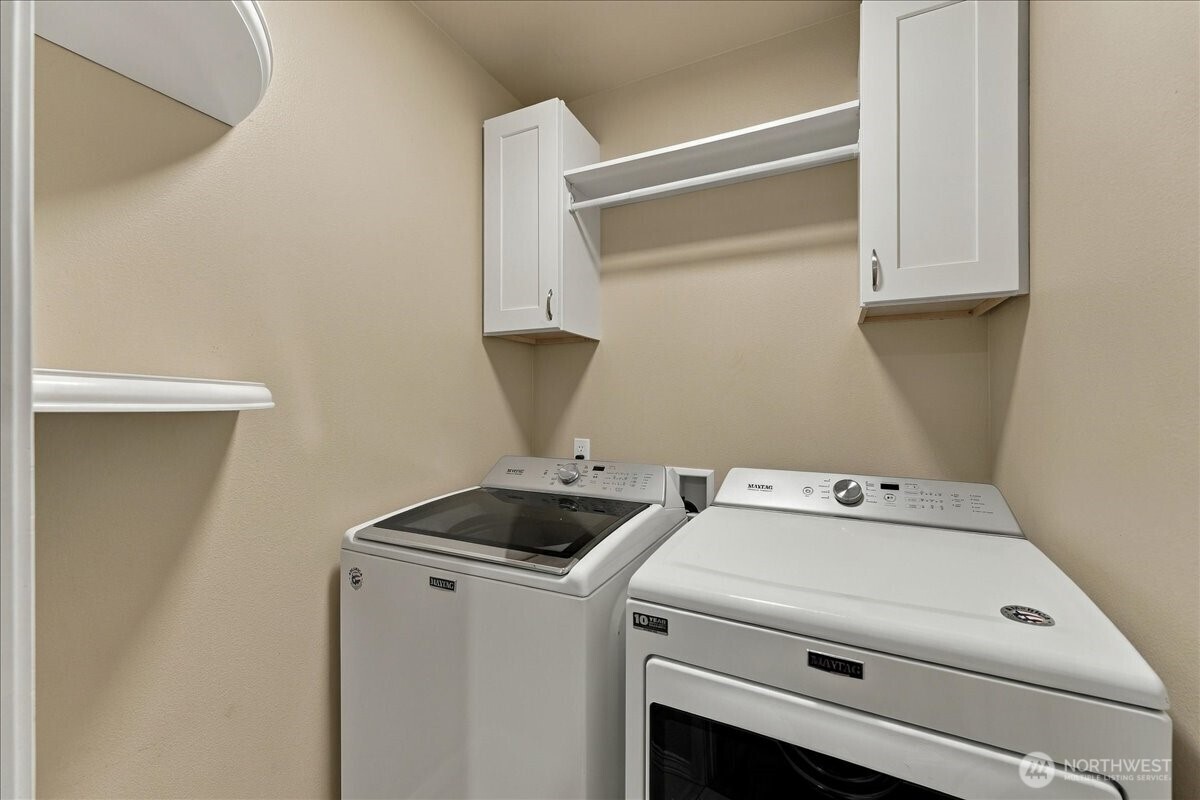 405 Ridgewood Drive Property Photo 28