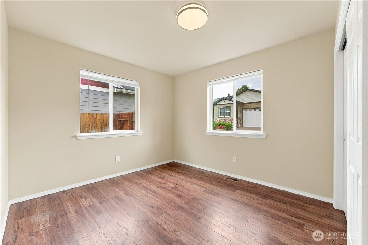405 Ridgewood Drive Property Photo 29