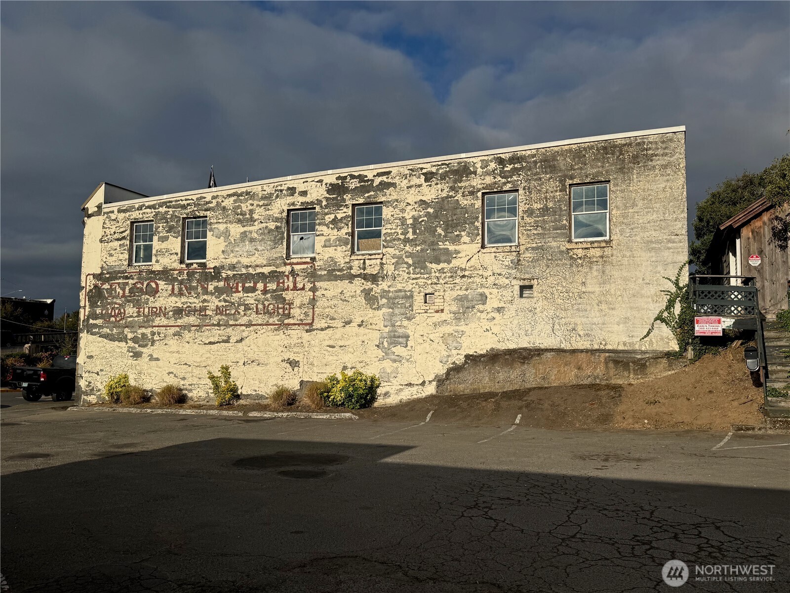 301 Allen Street Property Photo 14