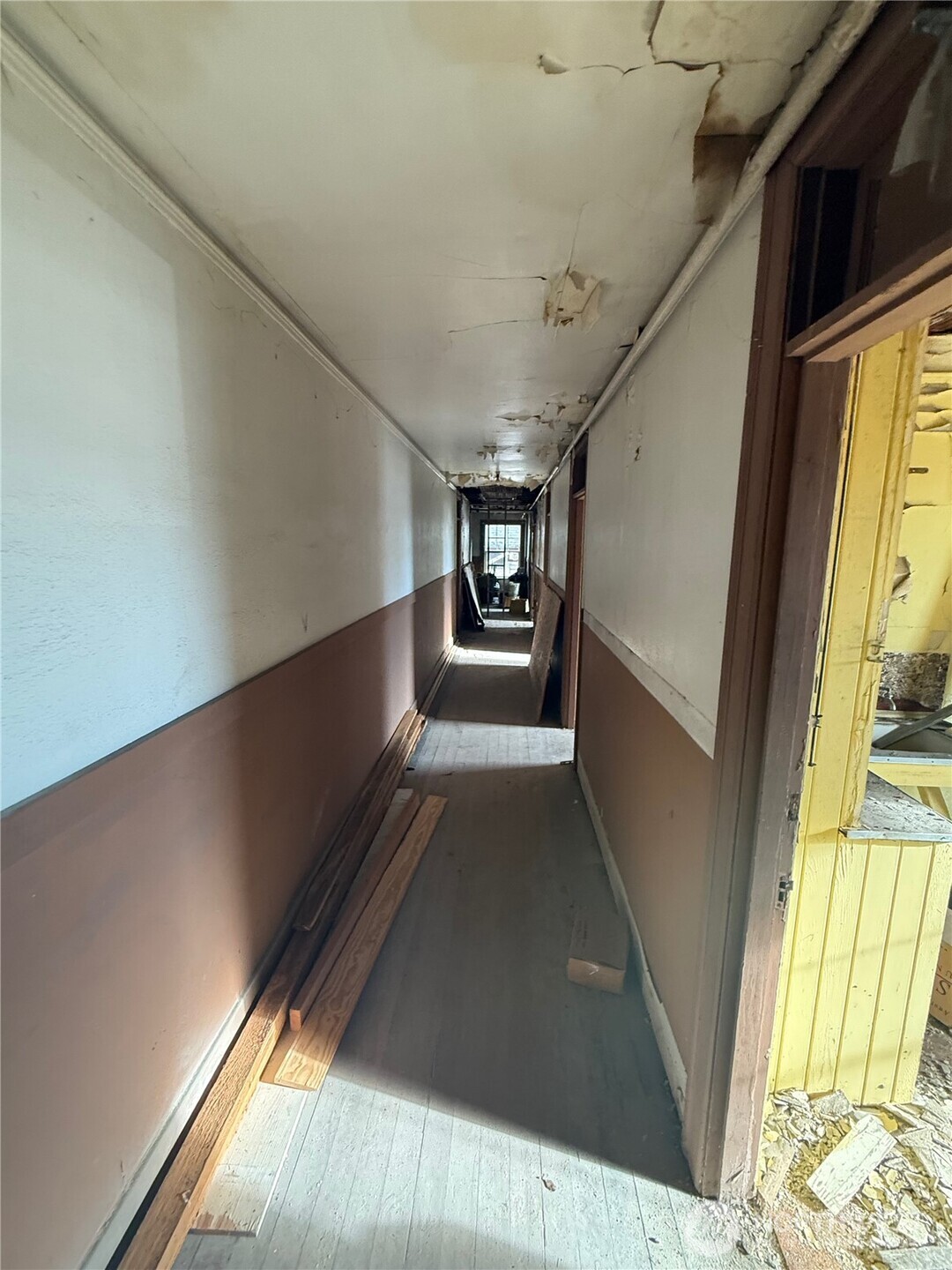 301 Allen Street Property Photo 29