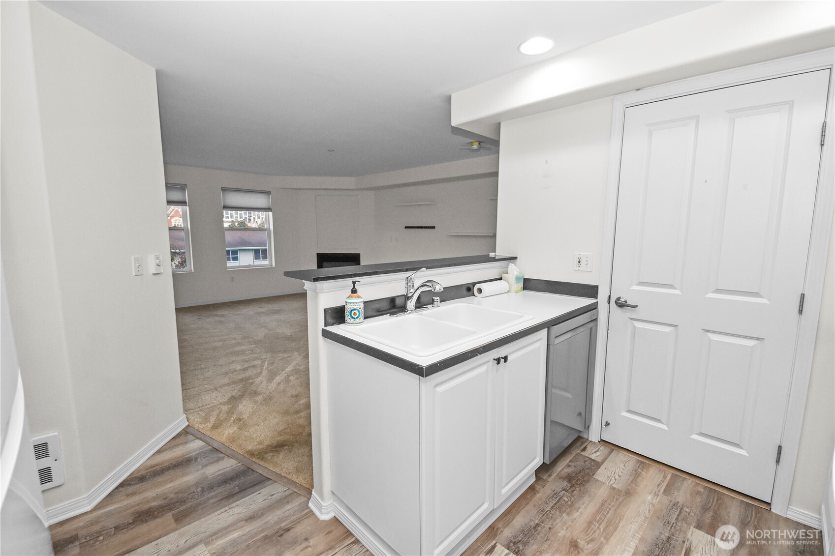 2522 Rucker Avenue 408 Property Photo 18