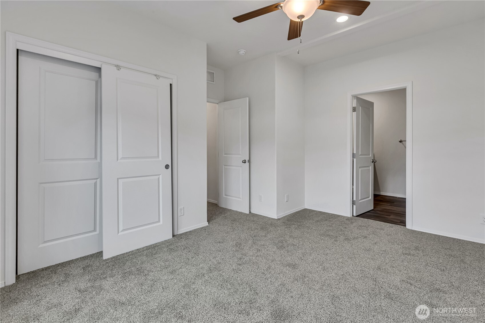 1111 Archwood Drive 501 Property Photo 19