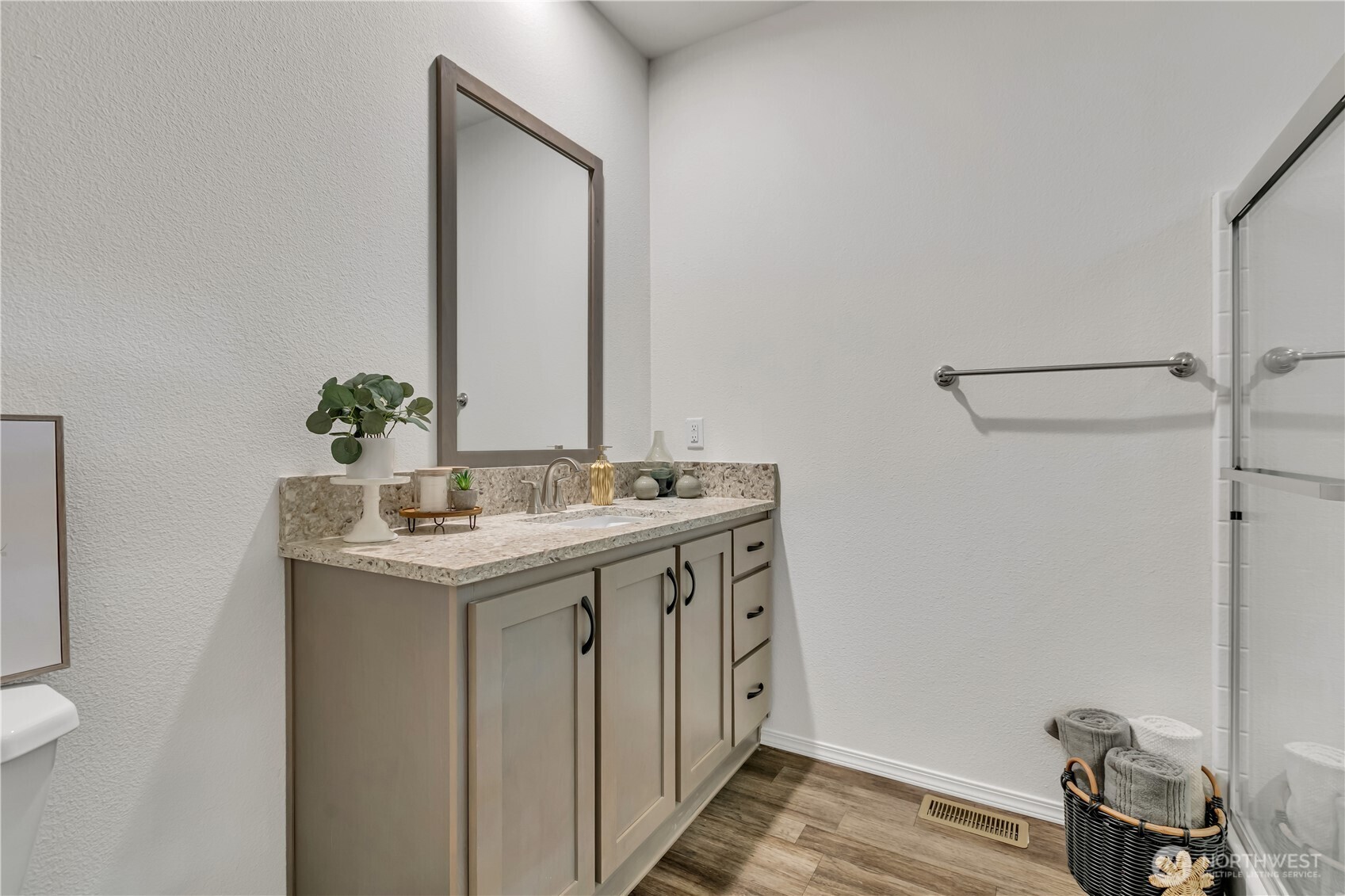 1111 Archwood Drive 501 Property Photo 20