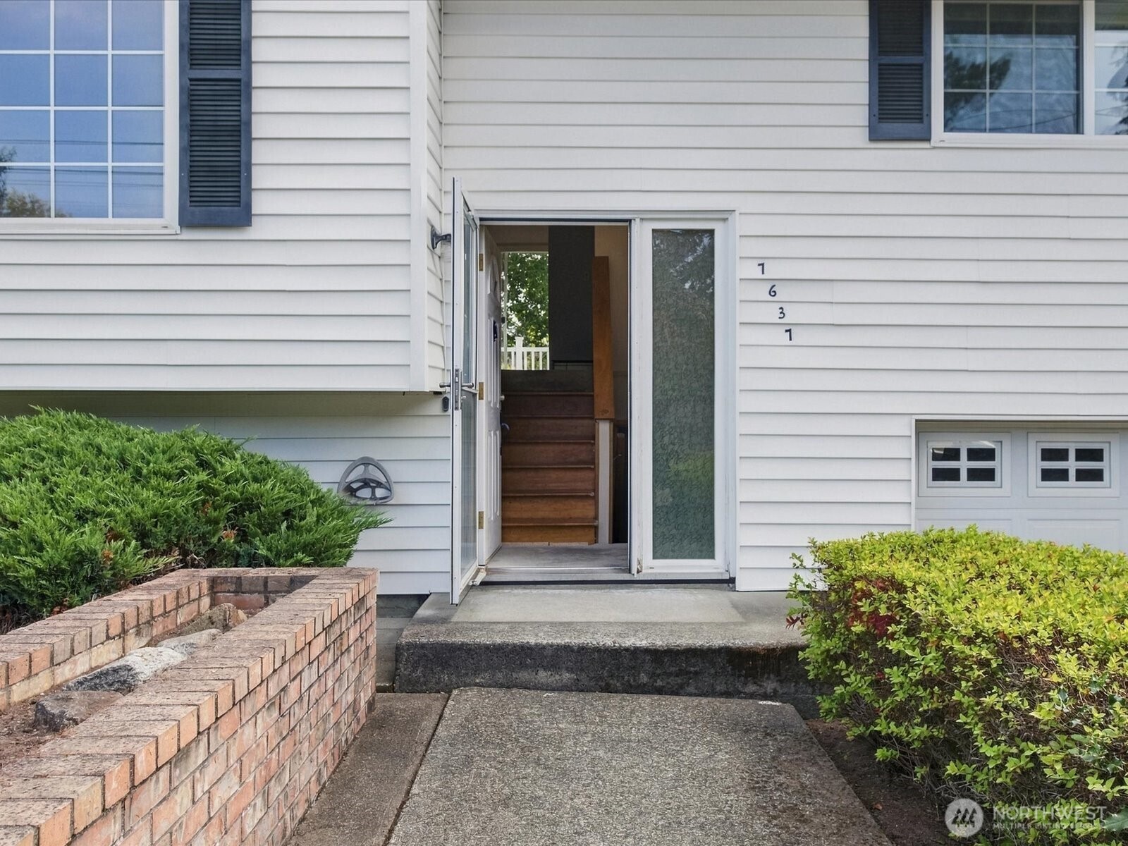 7637 Tacoma Avenue Property Photo 4