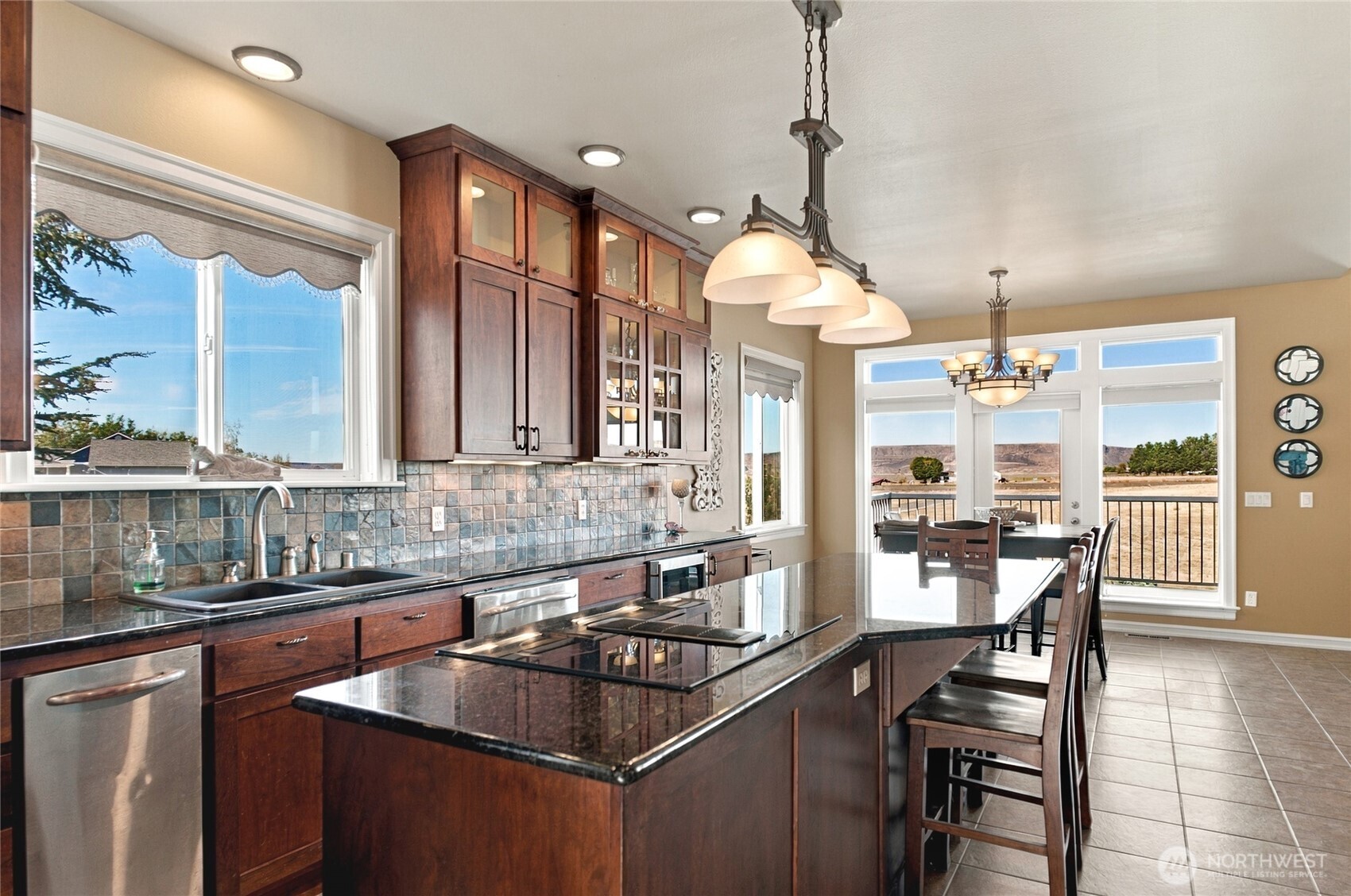 55776 Bay Area Drive Property Photo 8