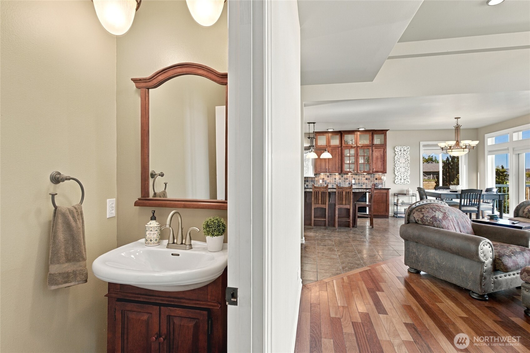 55776 Bay Area Drive Property Photo 9