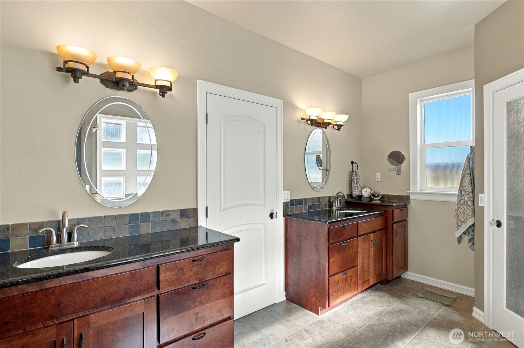 55776 Bay Area Drive Property Photo 17
