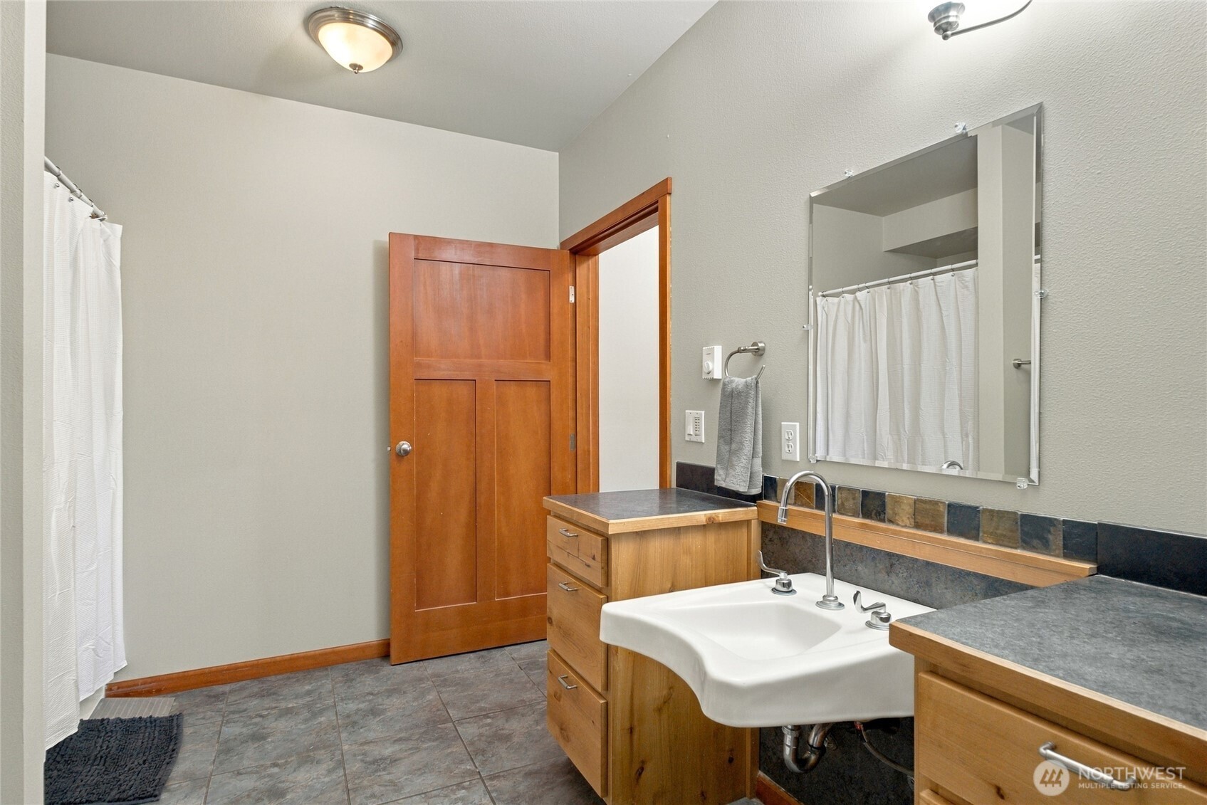 55776 Bay Area Drive Property Photo 28