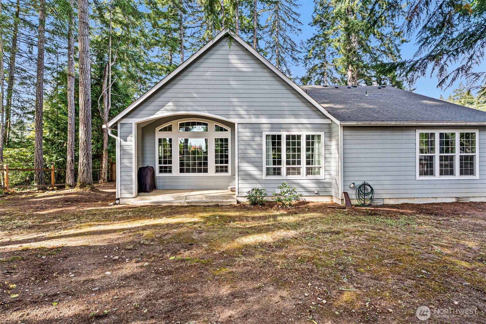 161 E Lake Forest Drive Property Photo 33