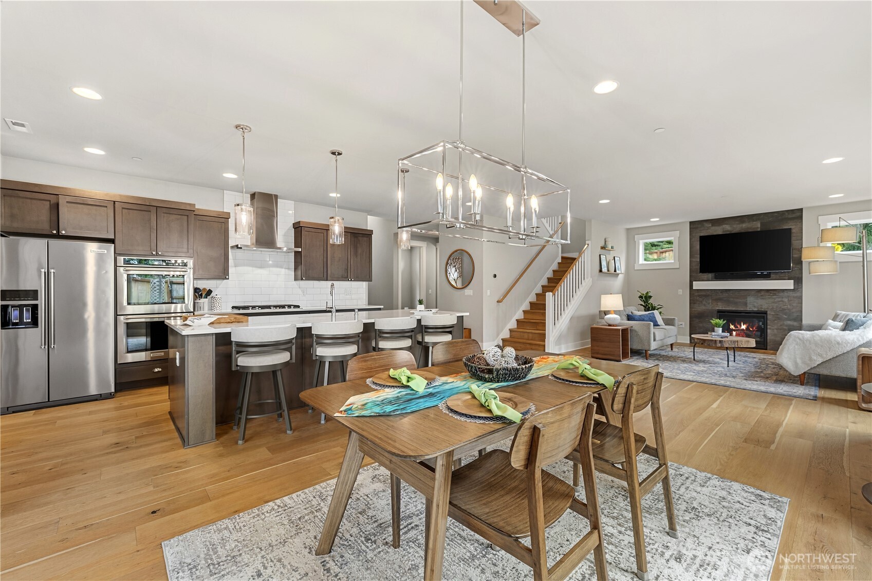 1435 7th Place Property Photo 14
