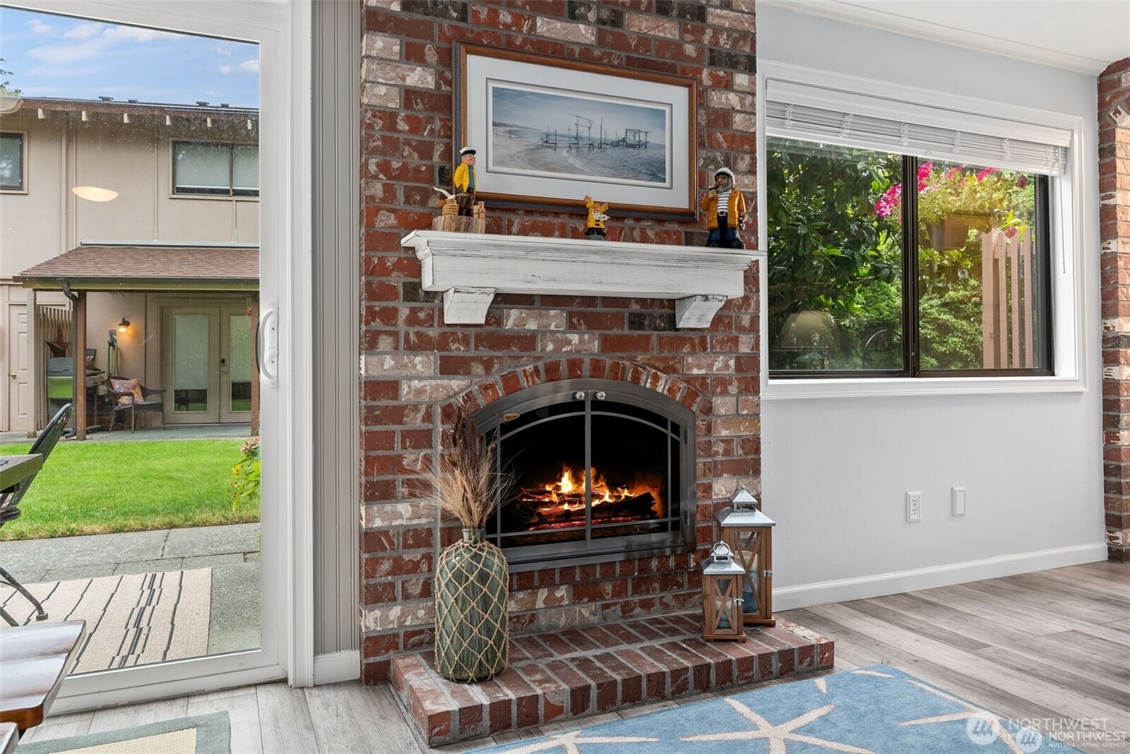 2826 Garden Court B Property Photo 8