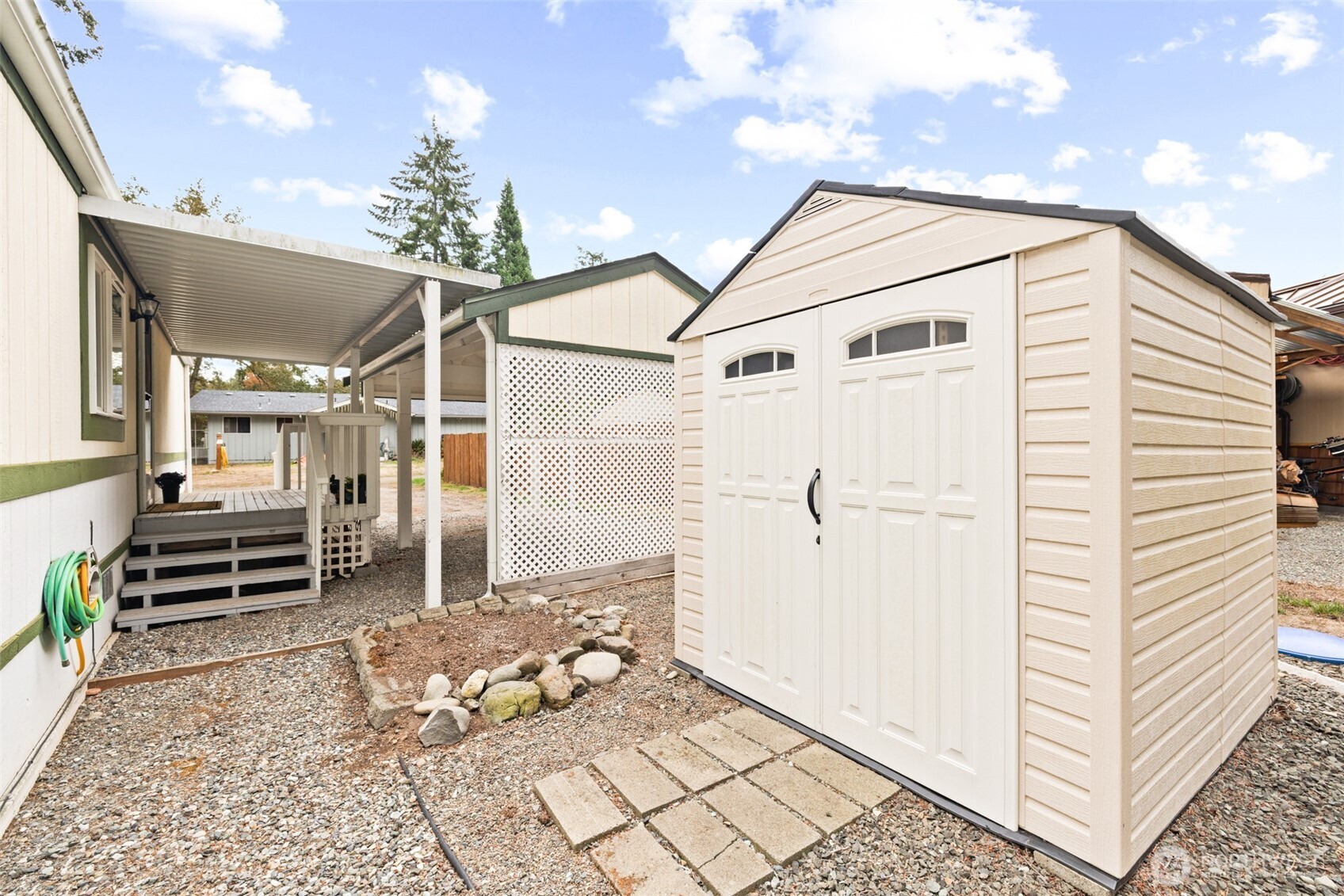 241 Avellana Road 3 Property Photo 8