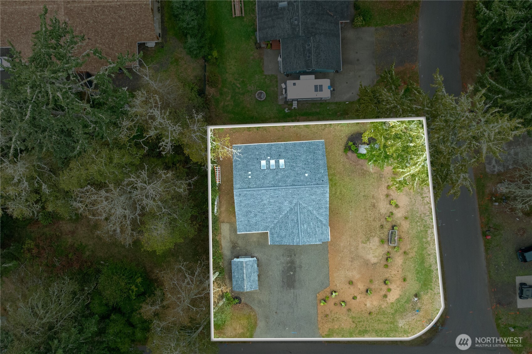 795 Wakina Loop Property Photo 27