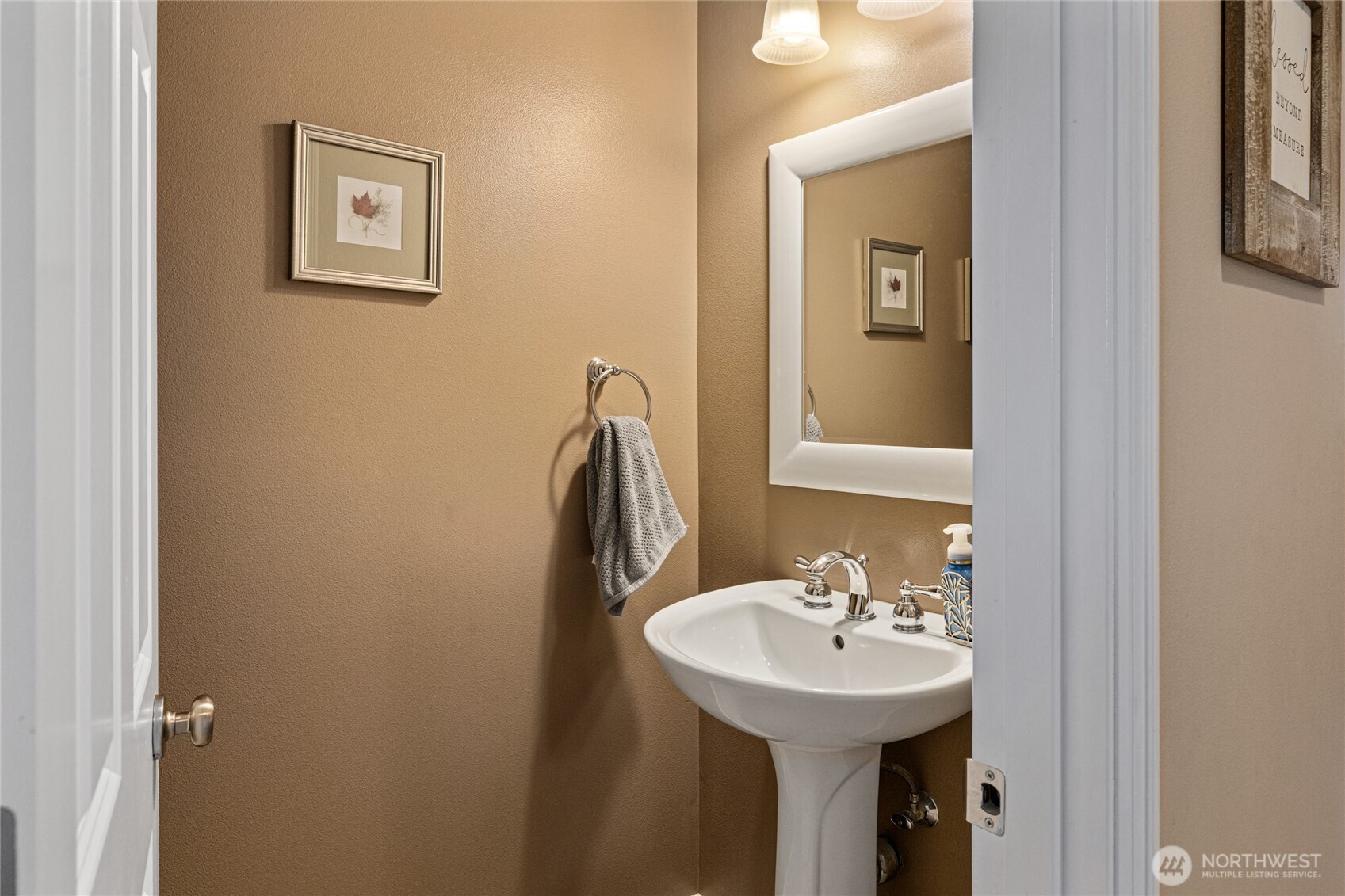 430 Pays Road Property Photo 16