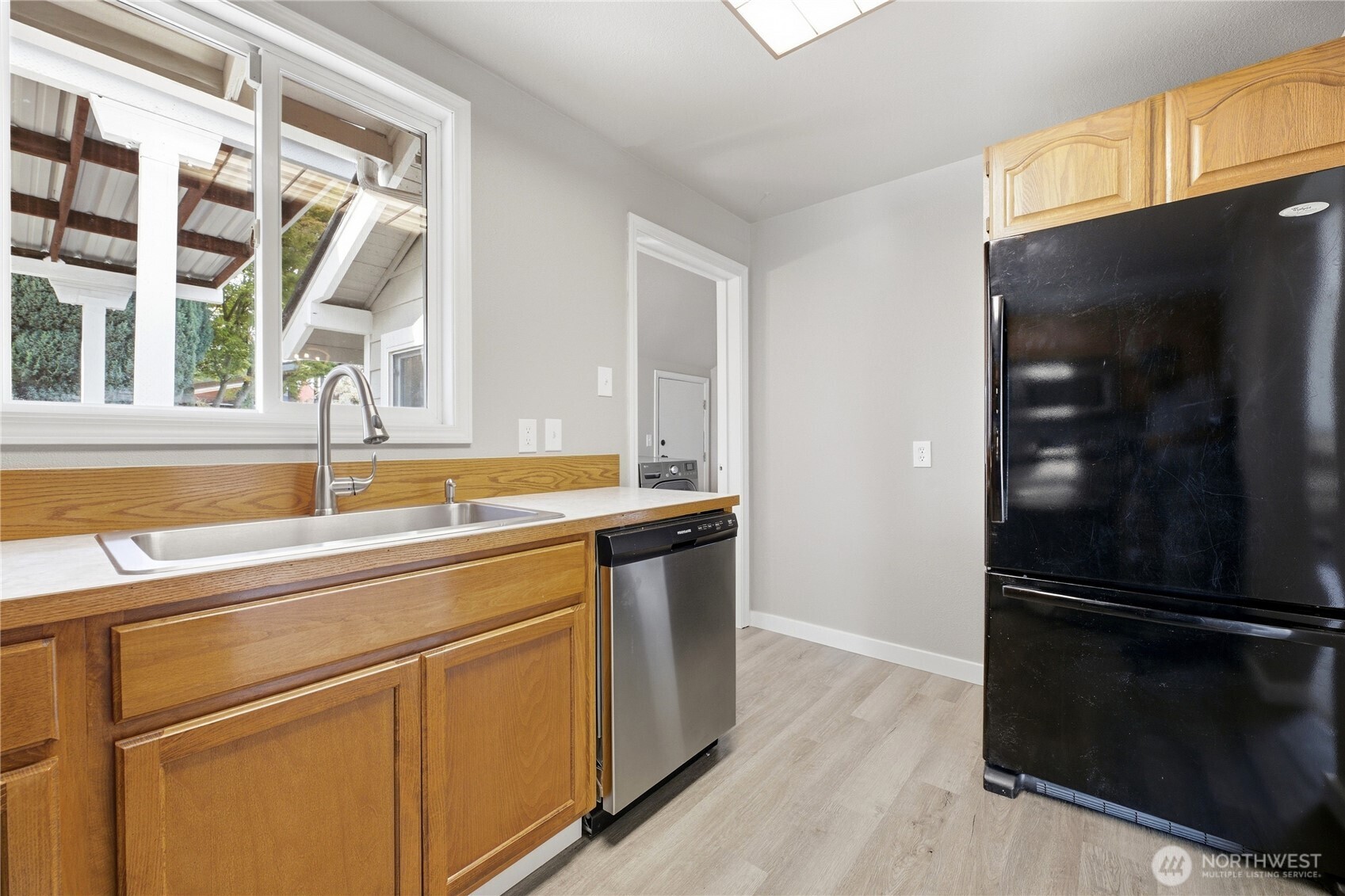 1215 8th Avenue Property Photo 13