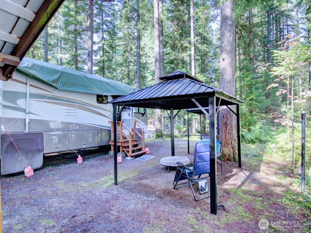 145 1 Goldrush Road Property Photo 4