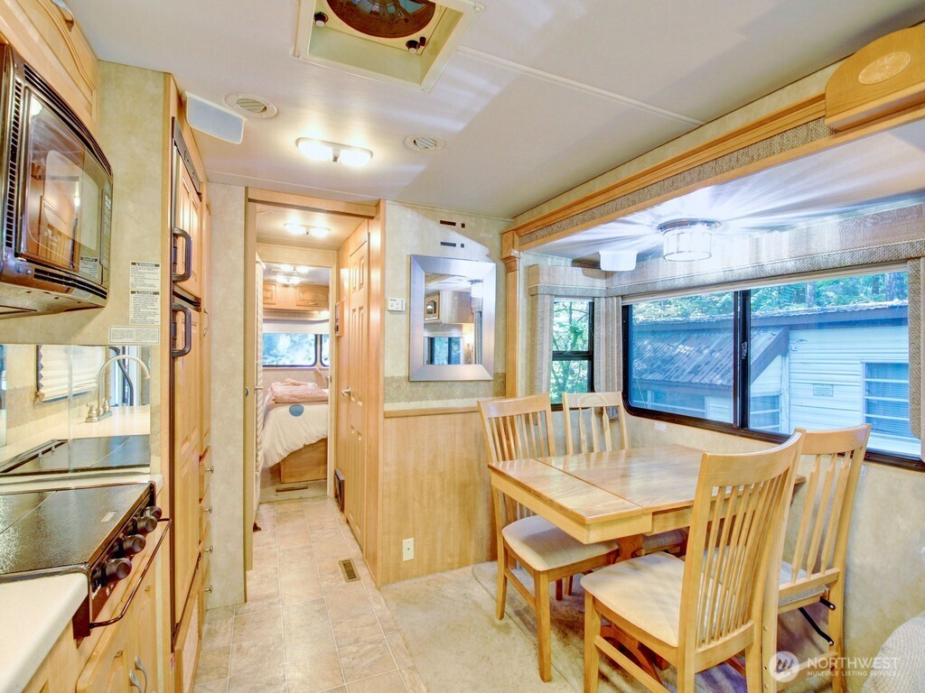 145 1 Goldrush Road Property Photo 14
