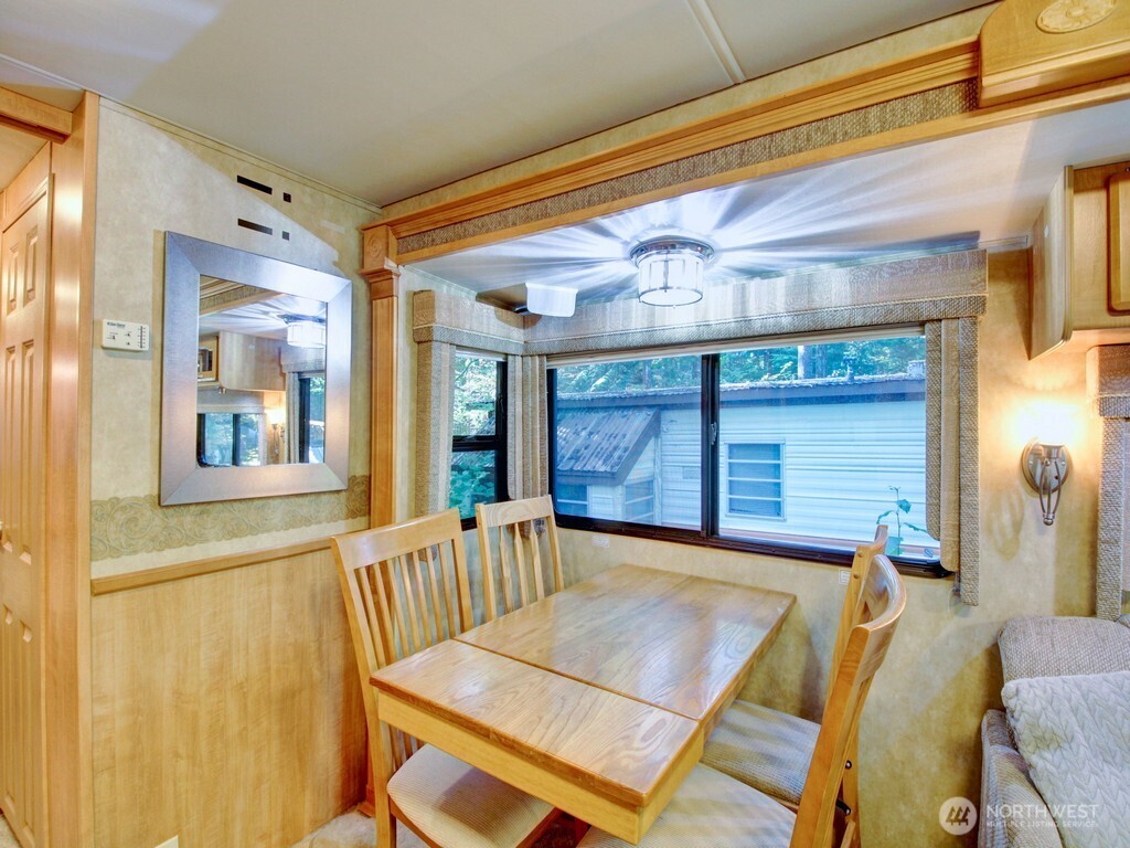 145 1 Goldrush Road Property Photo 15
