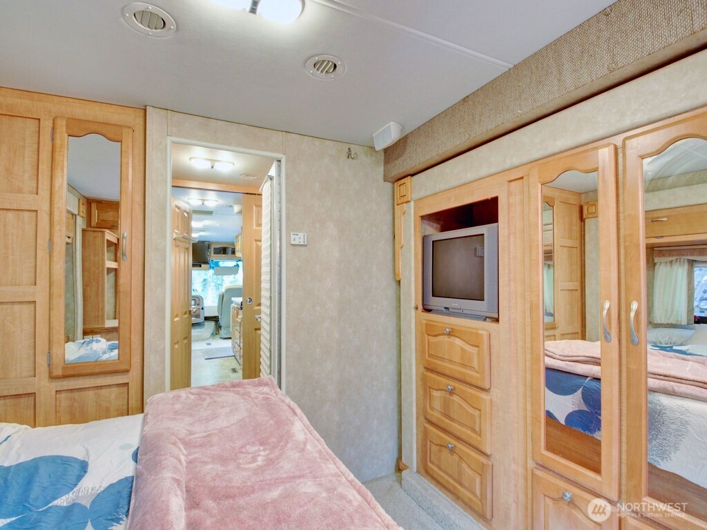 145 1 Goldrush Road Property Photo 26