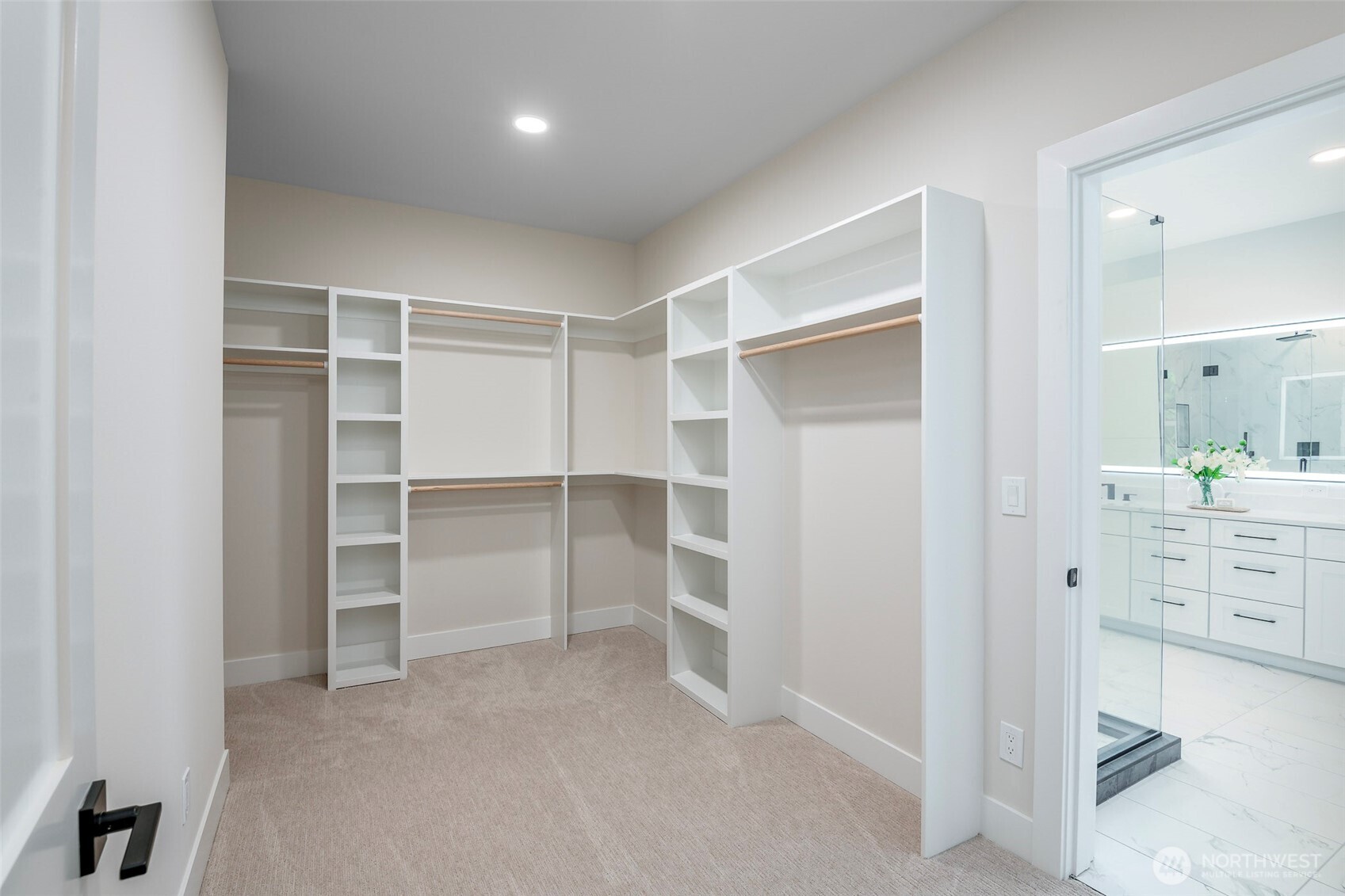 12648 Ne 80th Street Property Photo 14