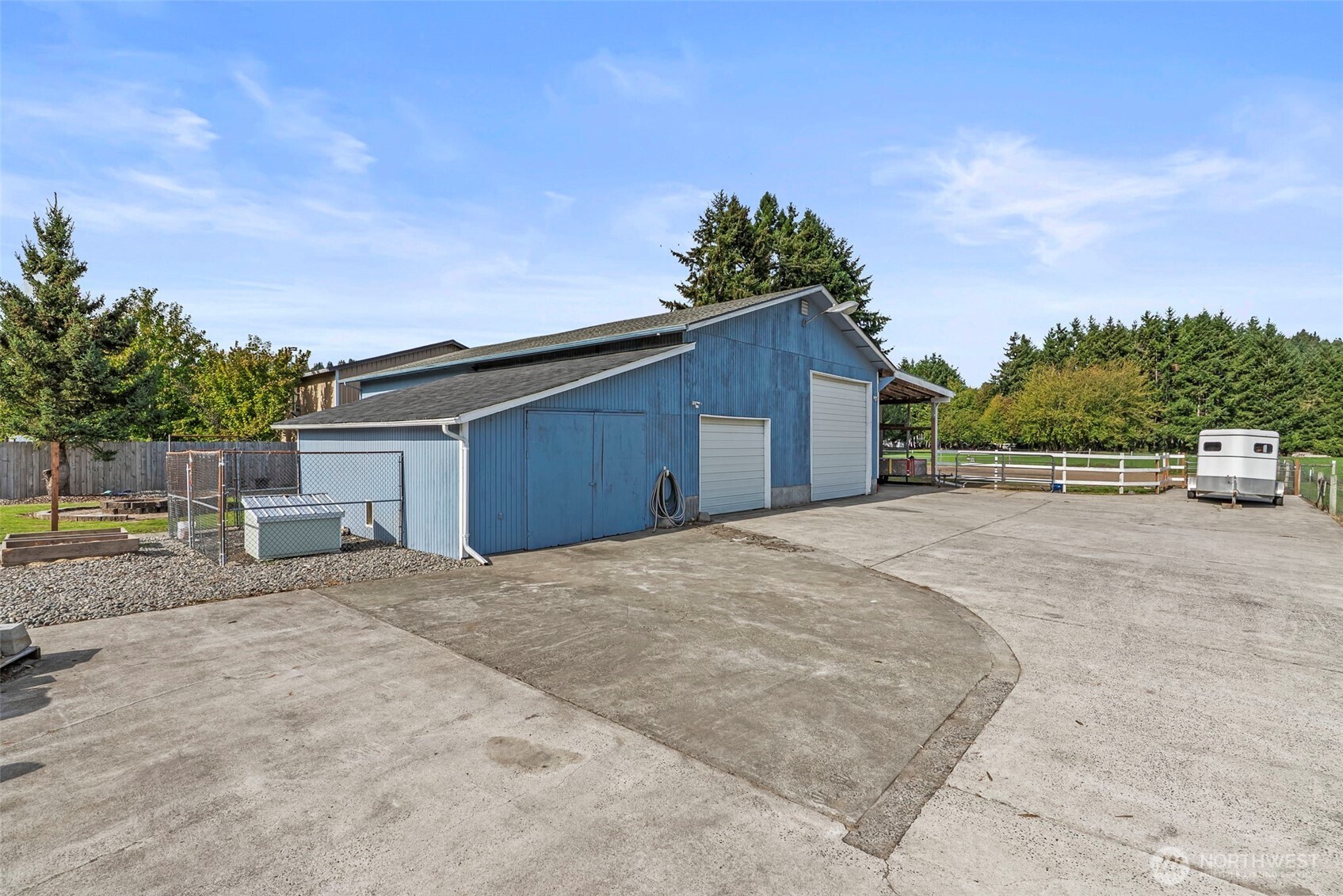 4714 Pine Street Property Photo 6