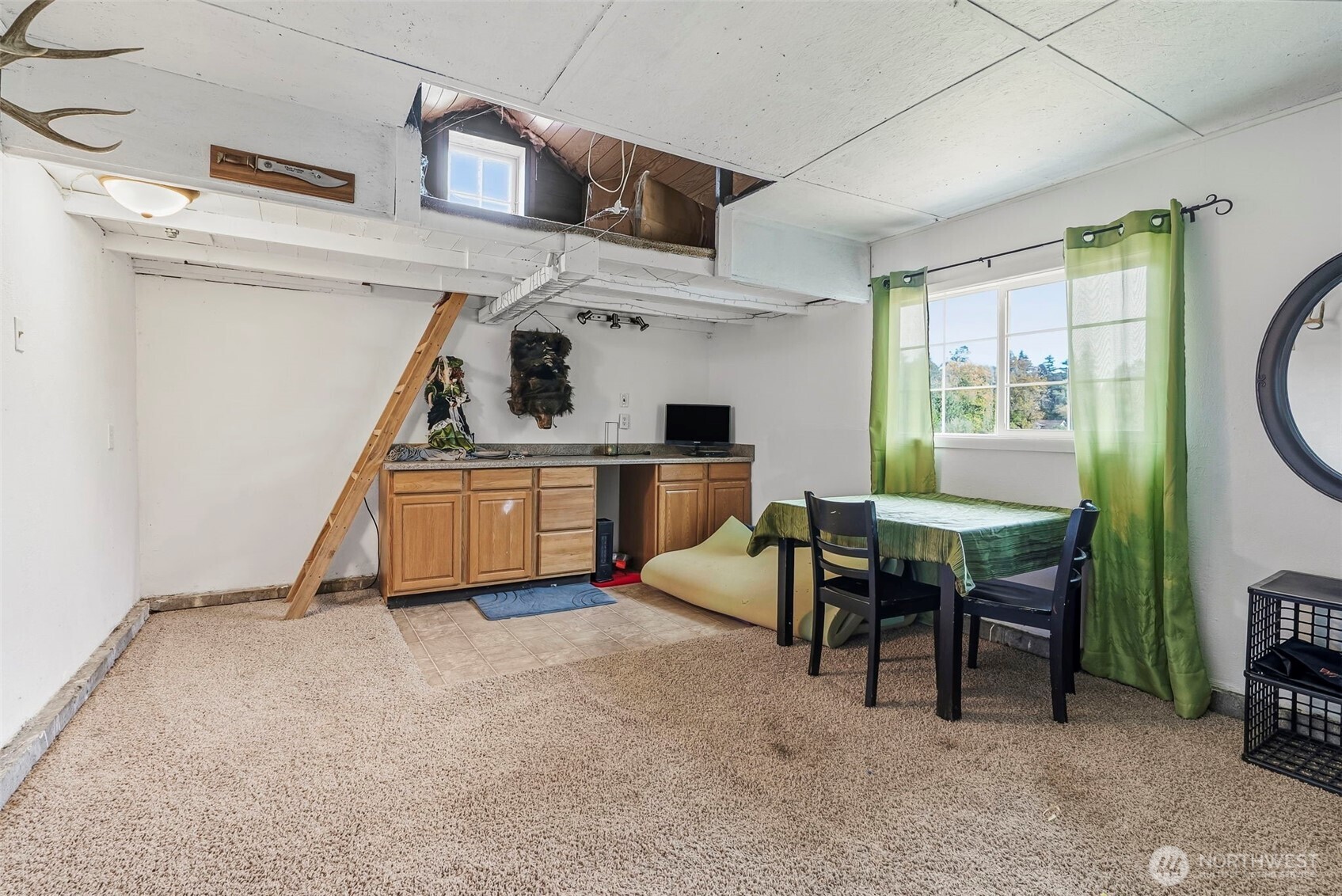 4714 Pine Street Property Photo 29