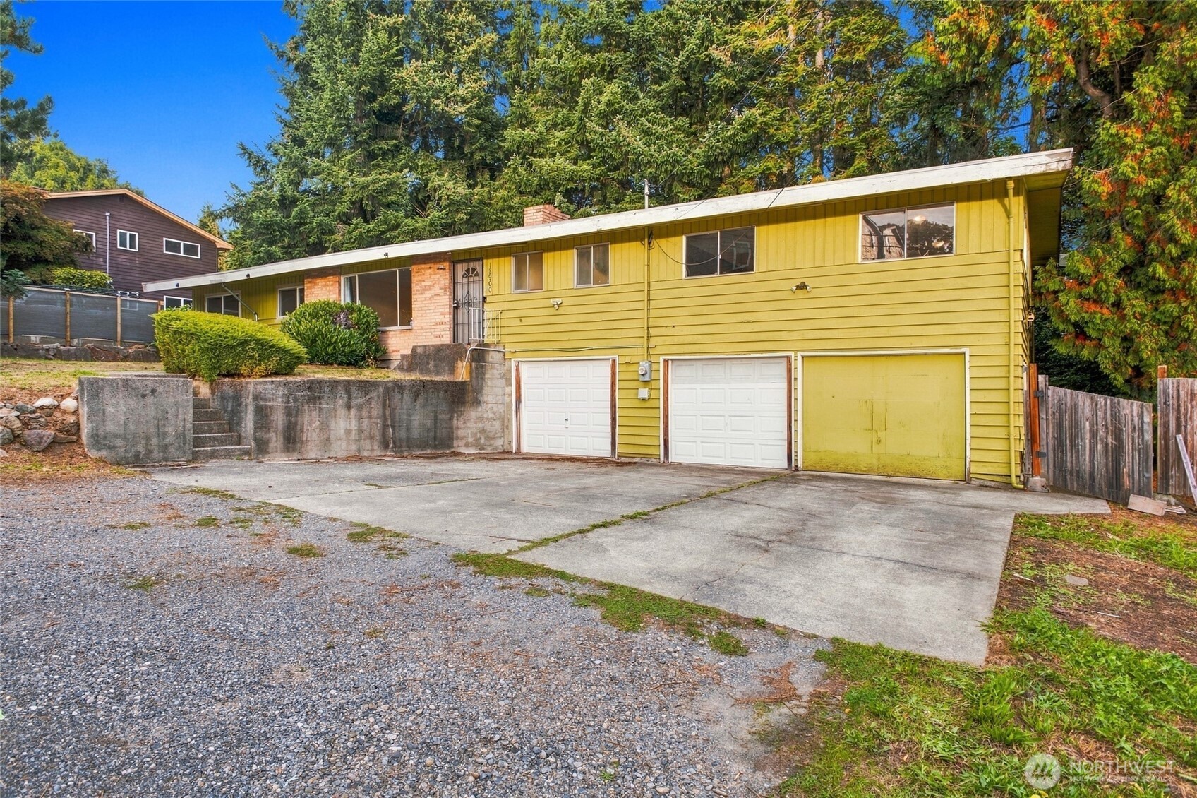 12900 76th Avenue Property Photo 3