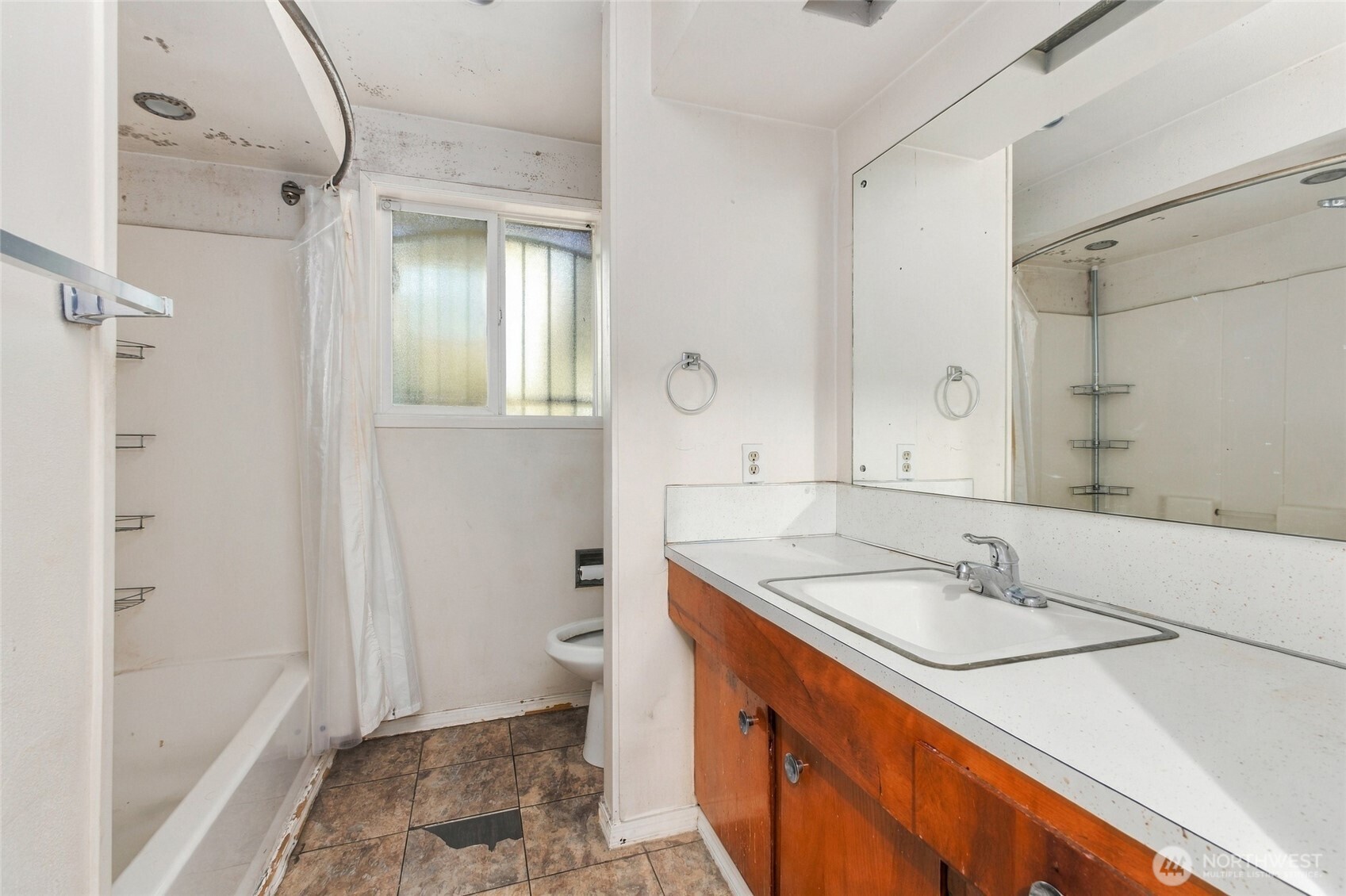 12900 76th Avenue Property Photo 15