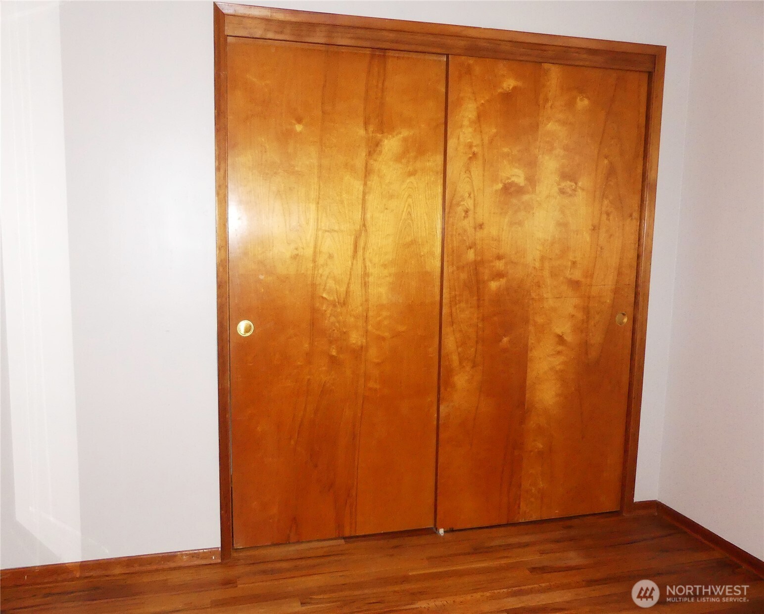 2320 E 25th Street Property Photo 14