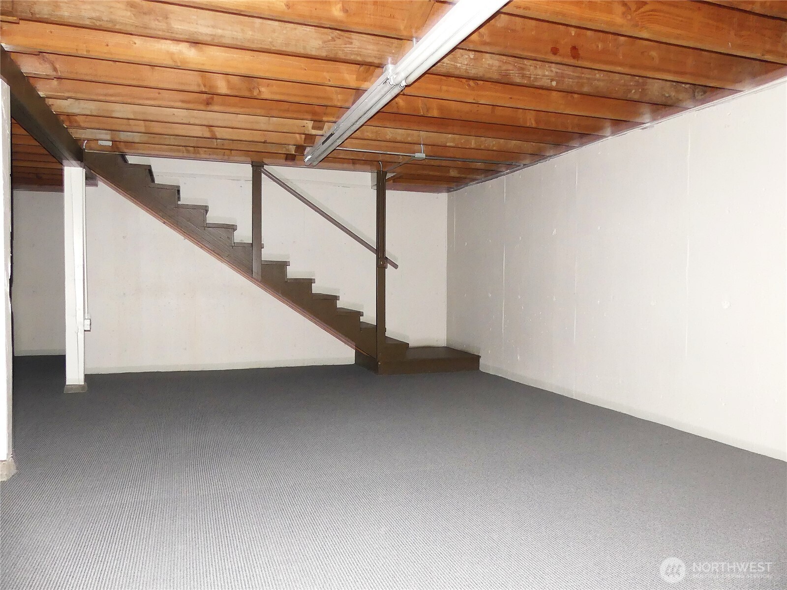 2320 E 25th Street Property Photo 20