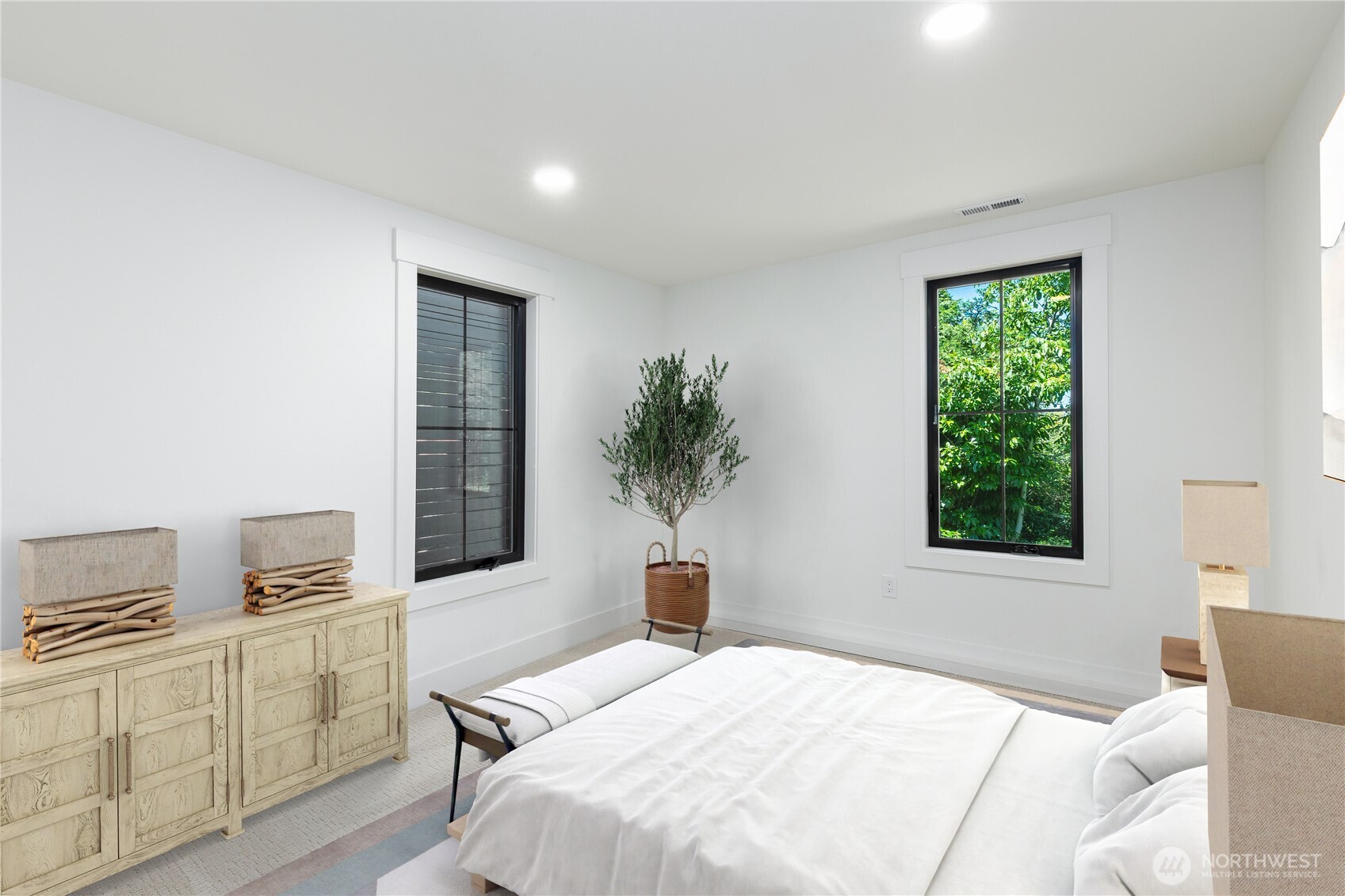7745 Seward Park Avenue Property Photo 6