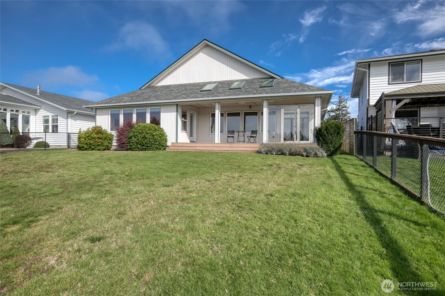 597 Blue Wing Loop Property Photo 2
