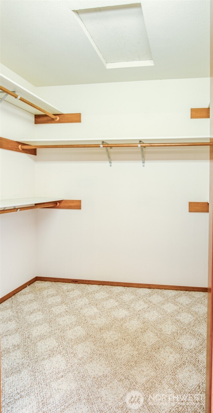597 Blue Wing Loop Property Photo 20