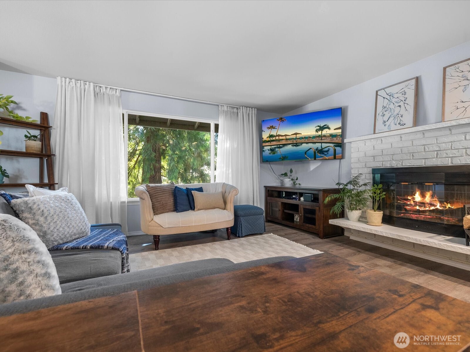 19310 1st Avenue Property Photo 10