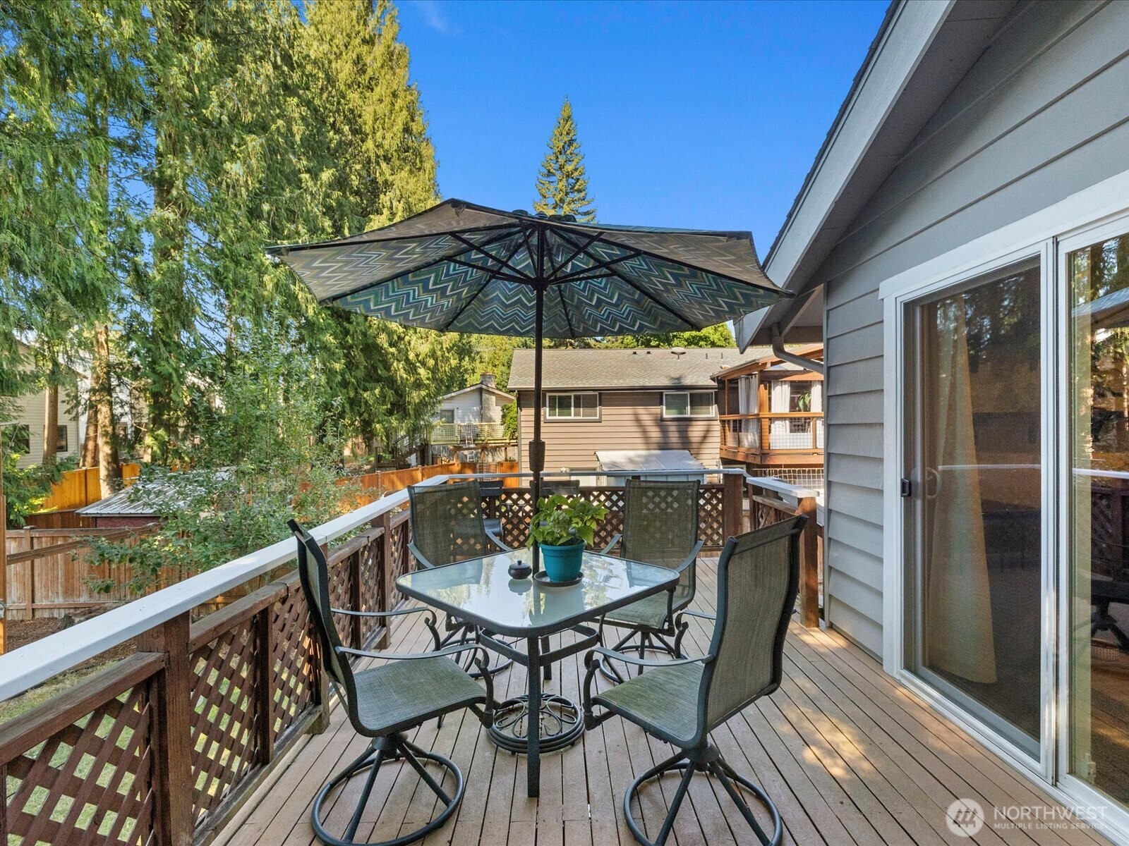 19310 1st Avenue Property Photo 18