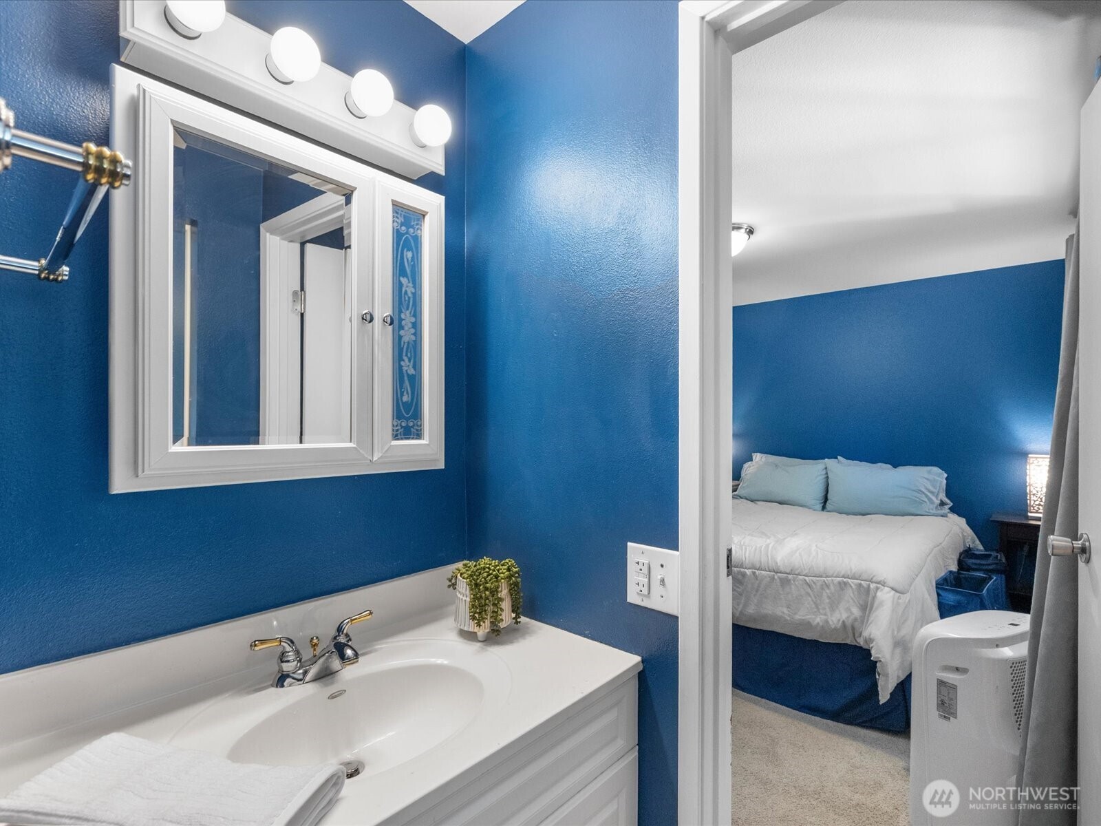 19310 1st Avenue Property Photo 22