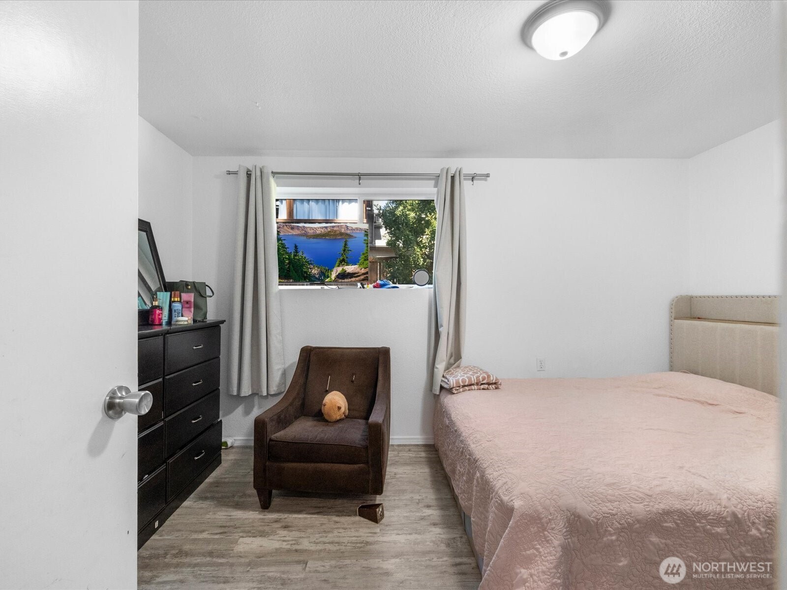 19310 1st Avenue Property Photo 26