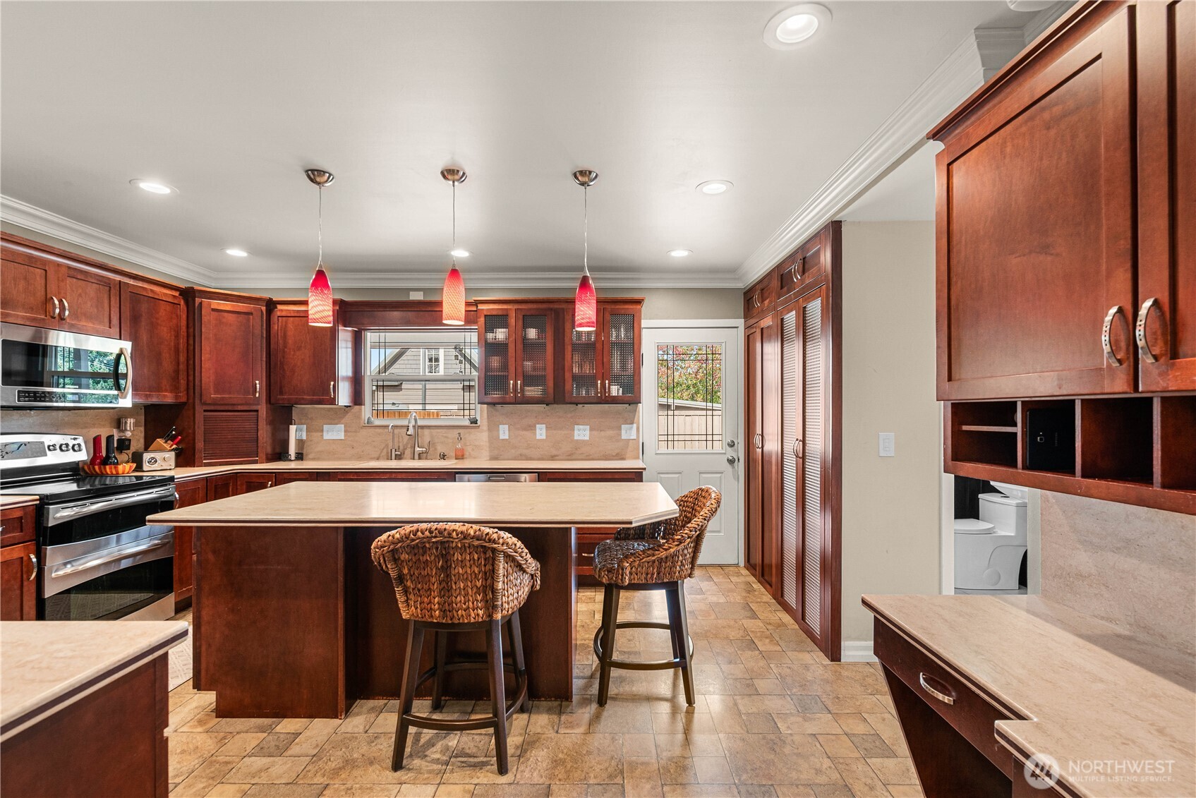 1408 Westwood Avenue Property Photo 4