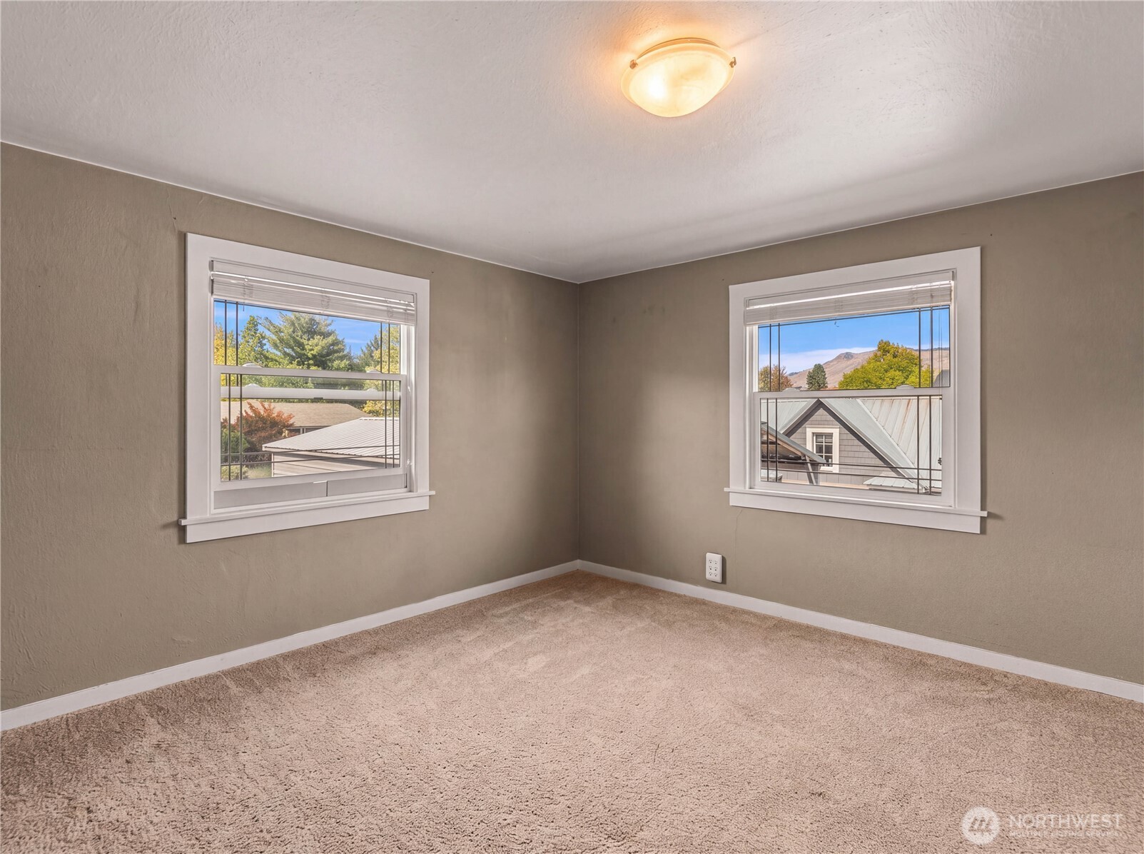 1408 Westwood Avenue Property Photo 25