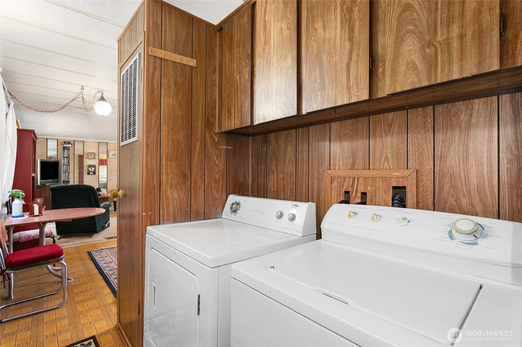 180 E Mcmickin Road Property Photo 9