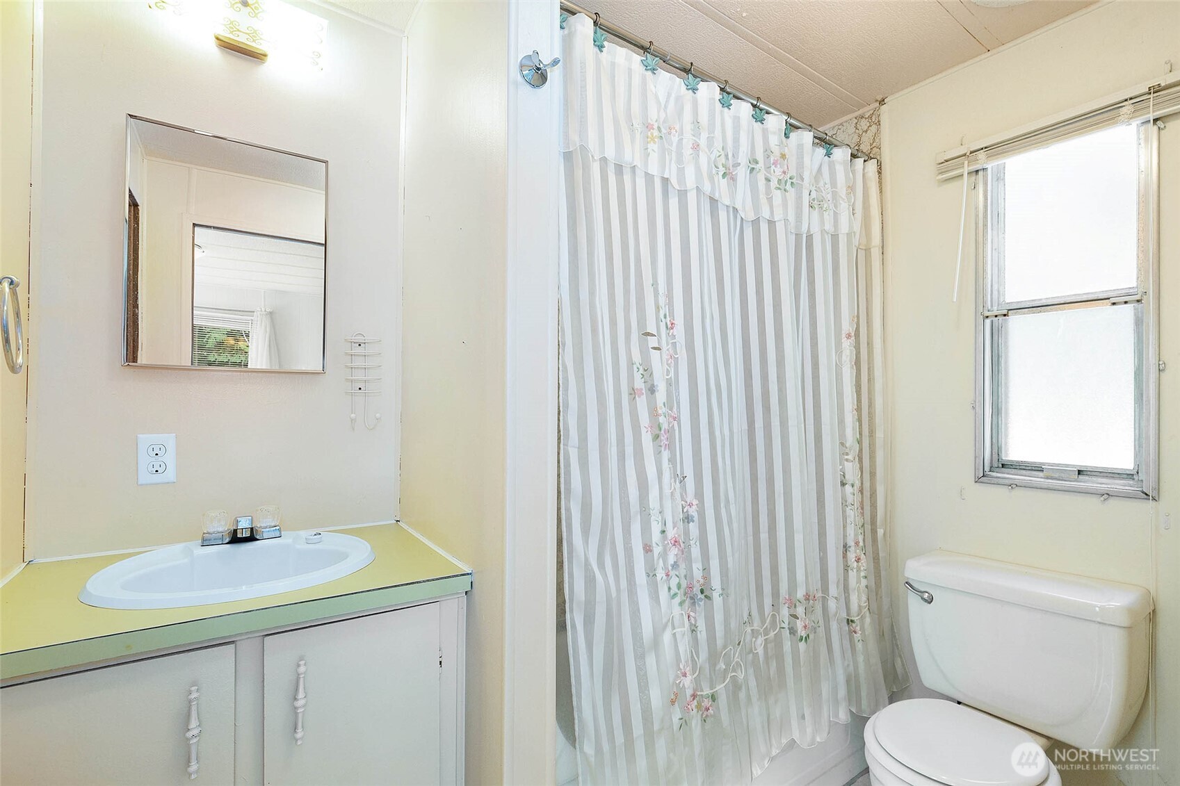 180 E Mcmickin Road Property Photo 10