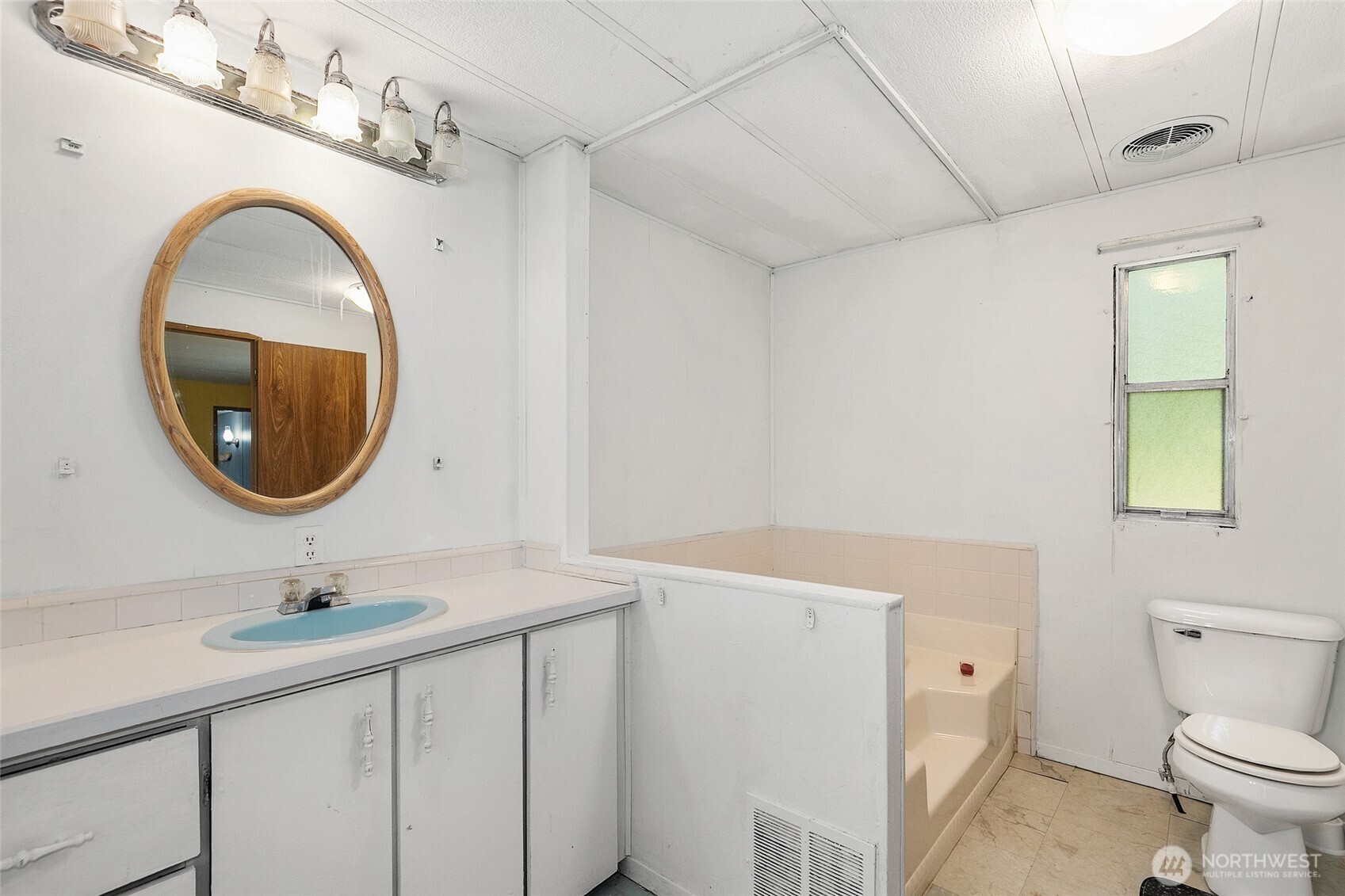 180 E Mcmickin Road Property Photo 14