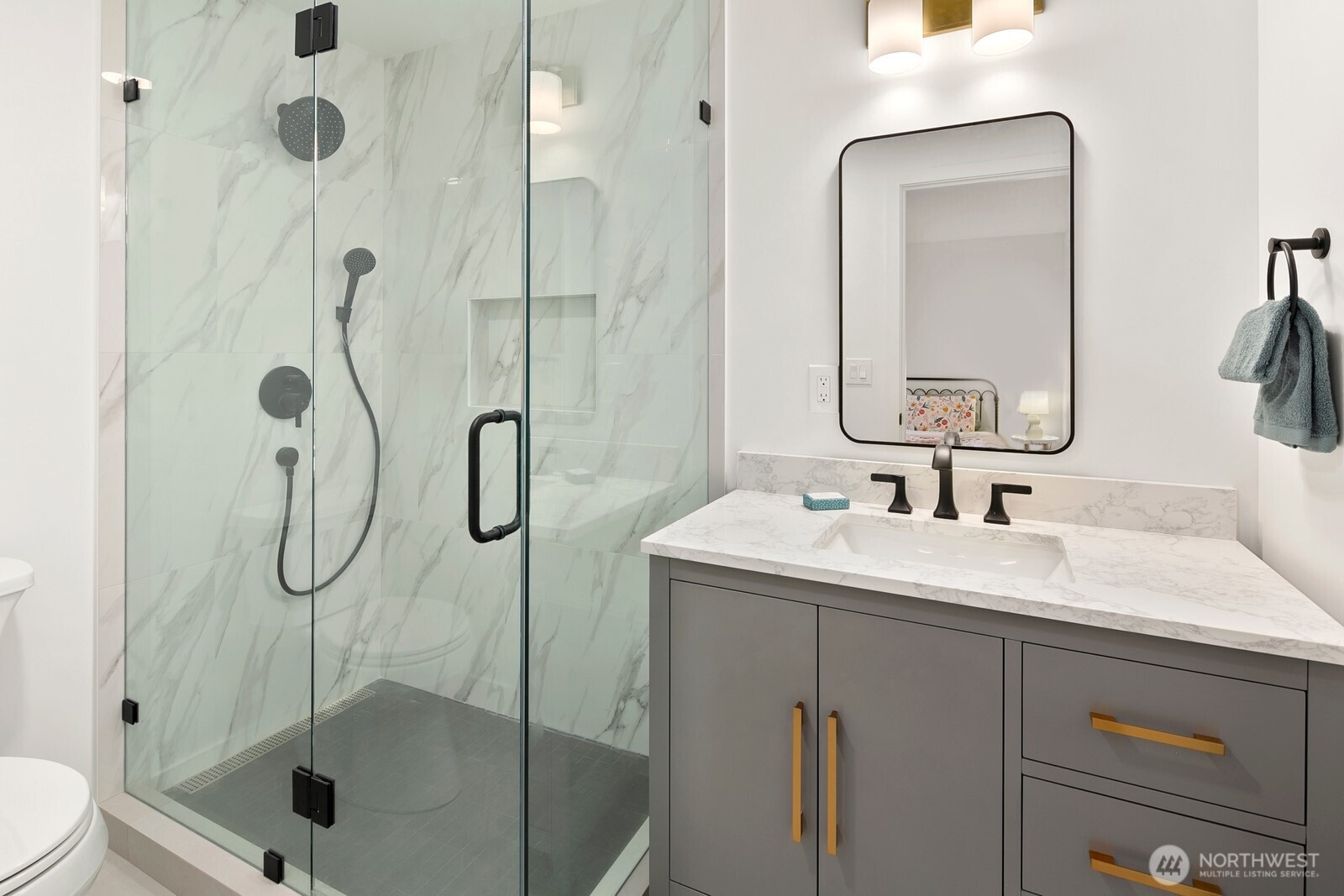 16040 36th Avenue Property Photo 27