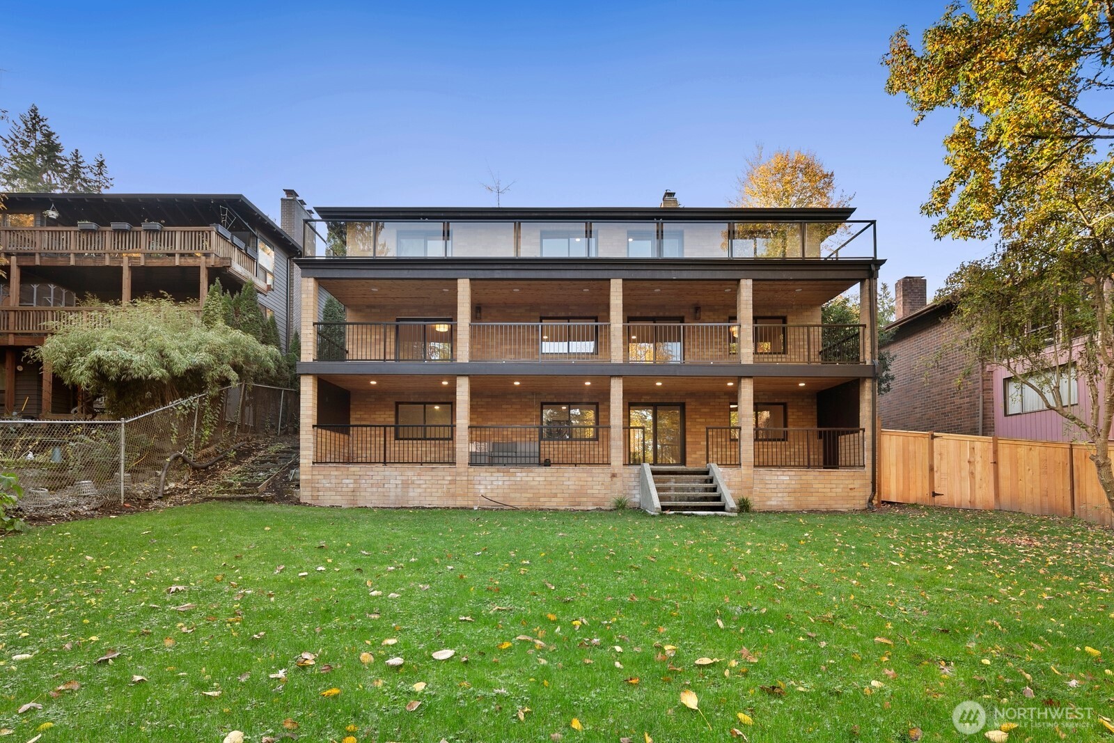 16040 36th Avenue Property Photo 38