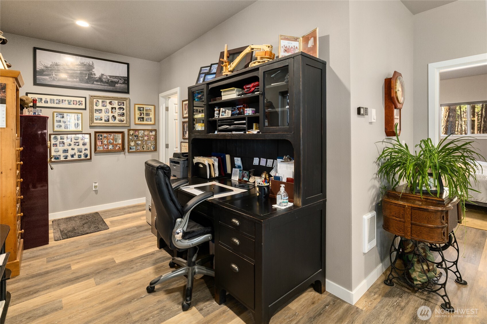 4652 Airport Road Property Photo 6